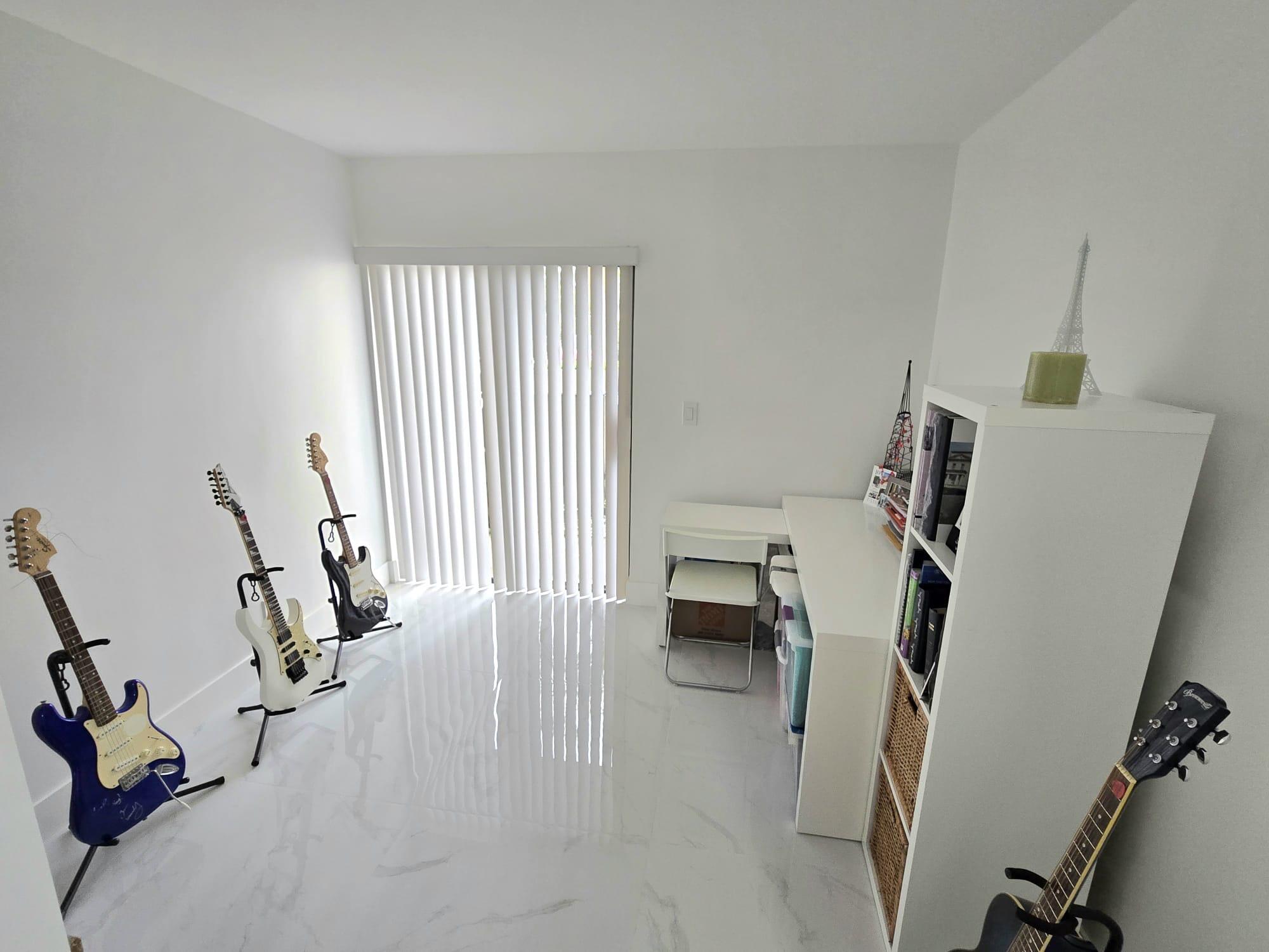 5577 Courtyard, Margate FL 33063