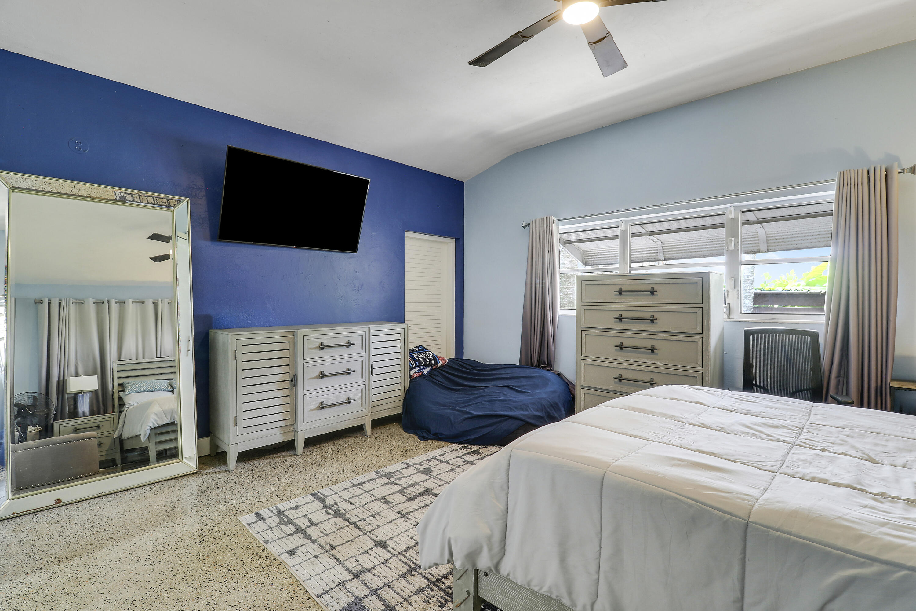 24 Douglas, Ocean Ridge FL 33435