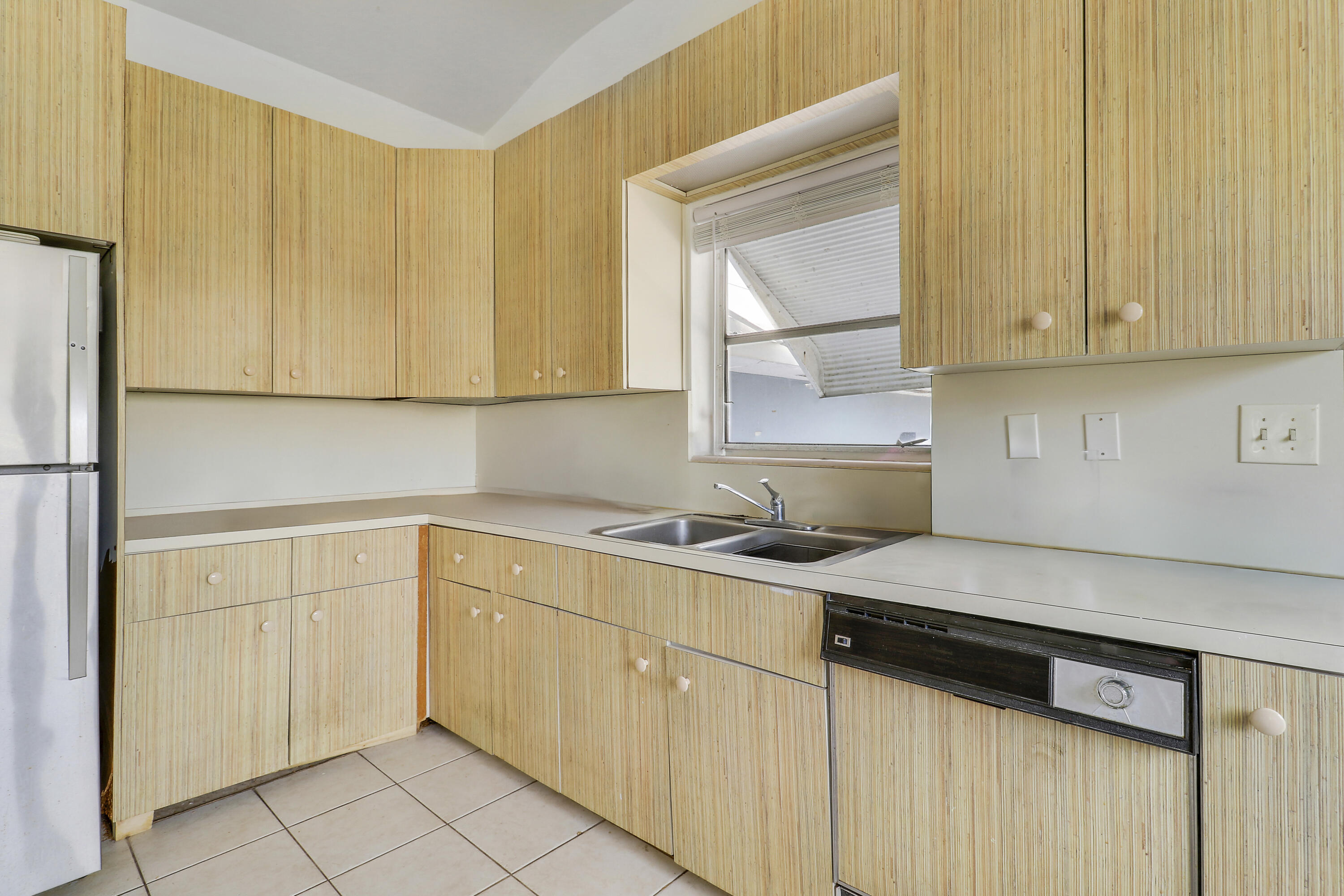 24 Douglas, Ocean Ridge FL 33435