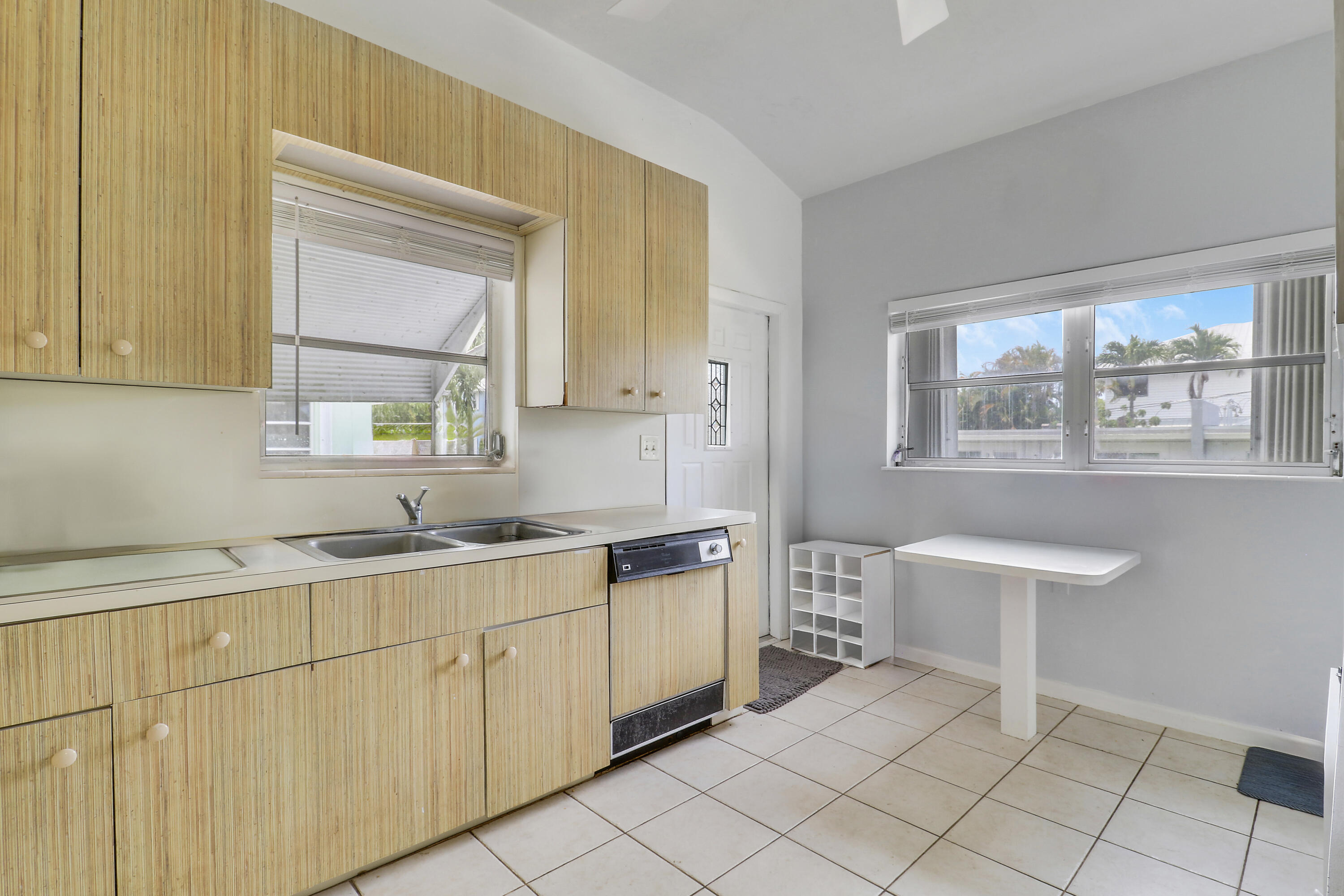 24 Douglas, Ocean Ridge FL 33435