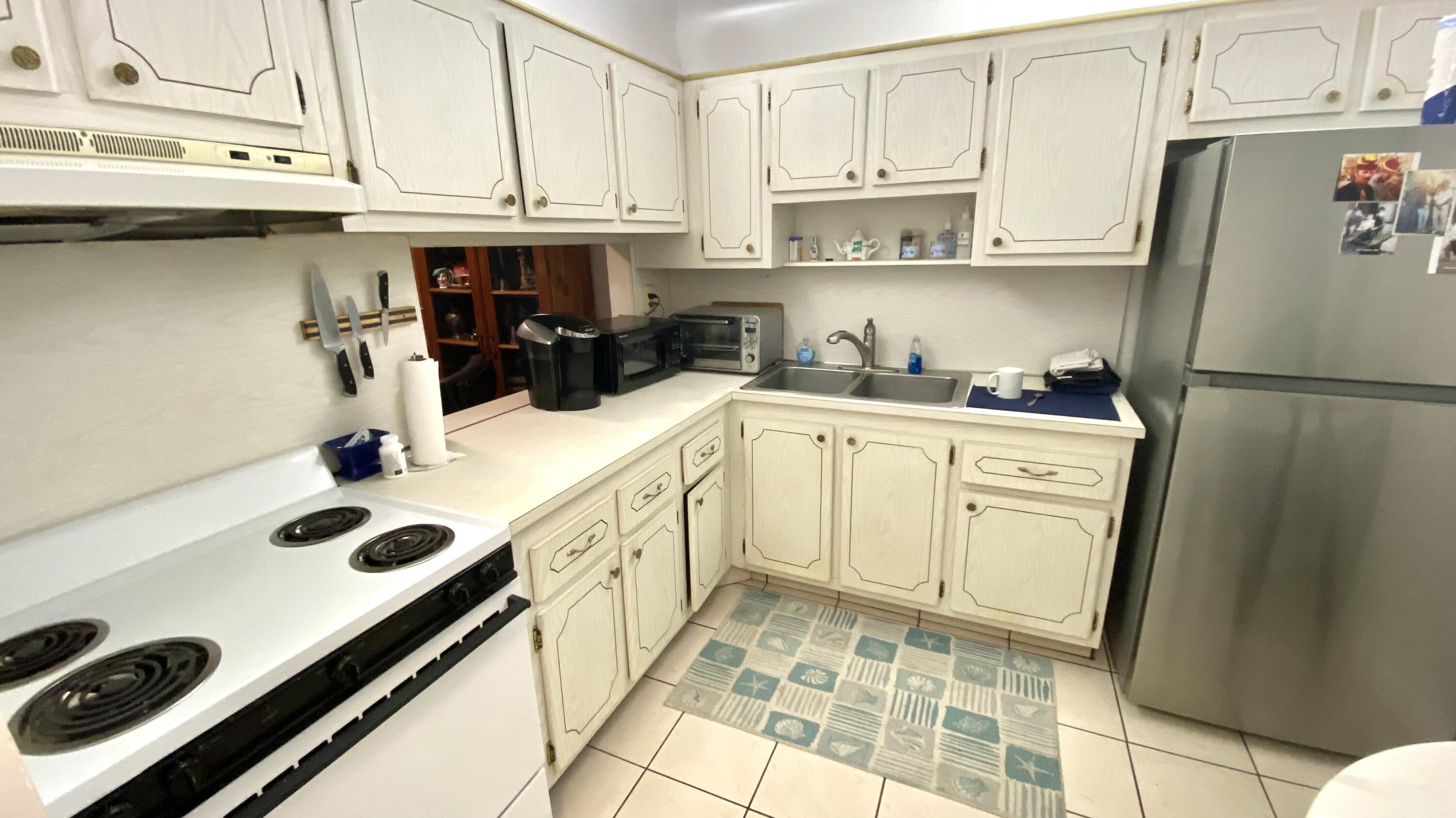 2724 Garden #207, Lake Worth FL 33461