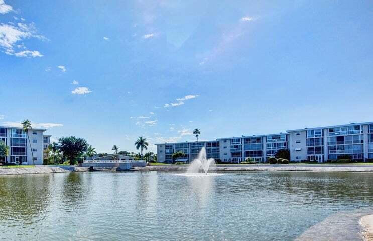 2724 Garden #207, Lake Worth FL 33461
