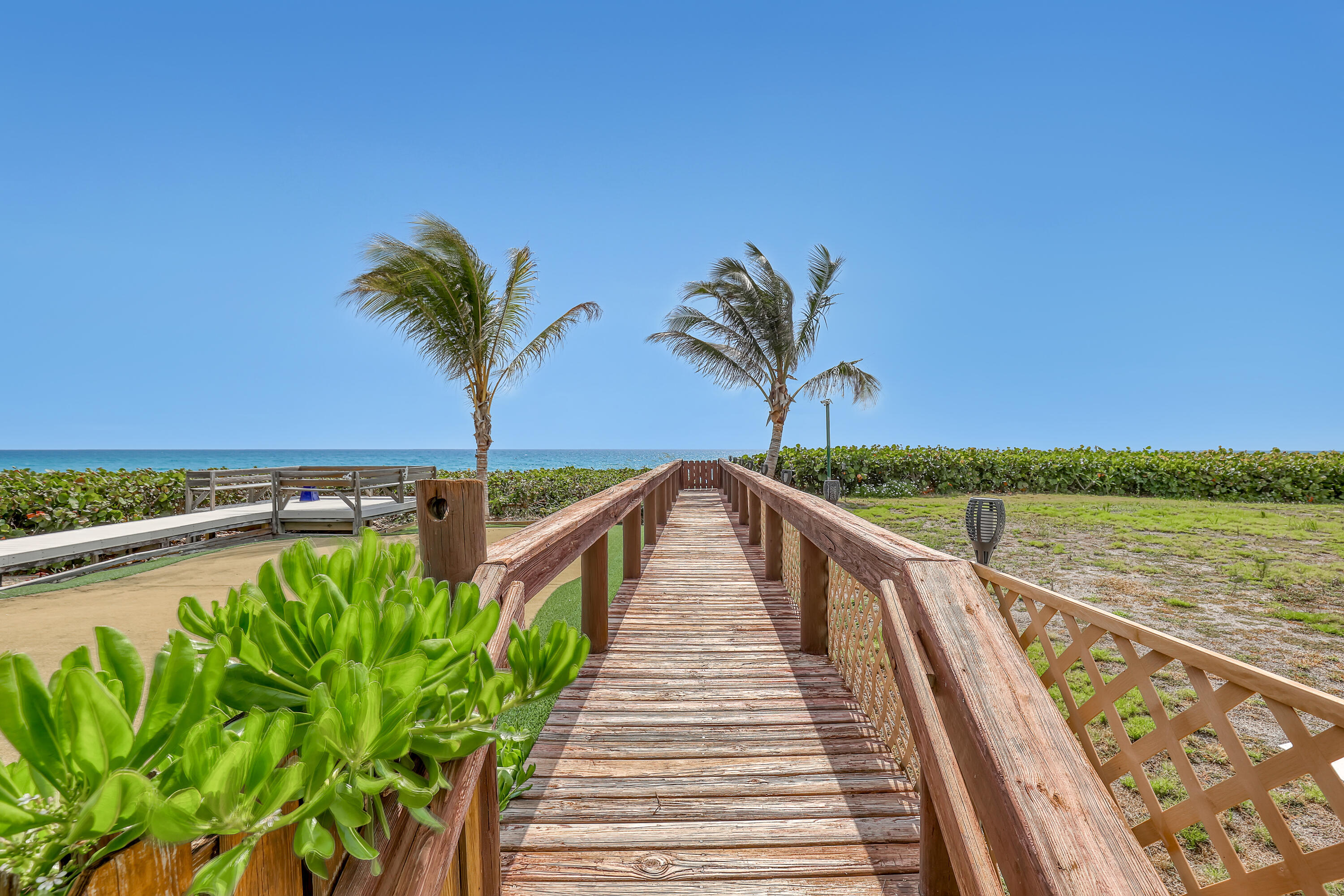 220 Celestial #6, Juno Beach FL 33408