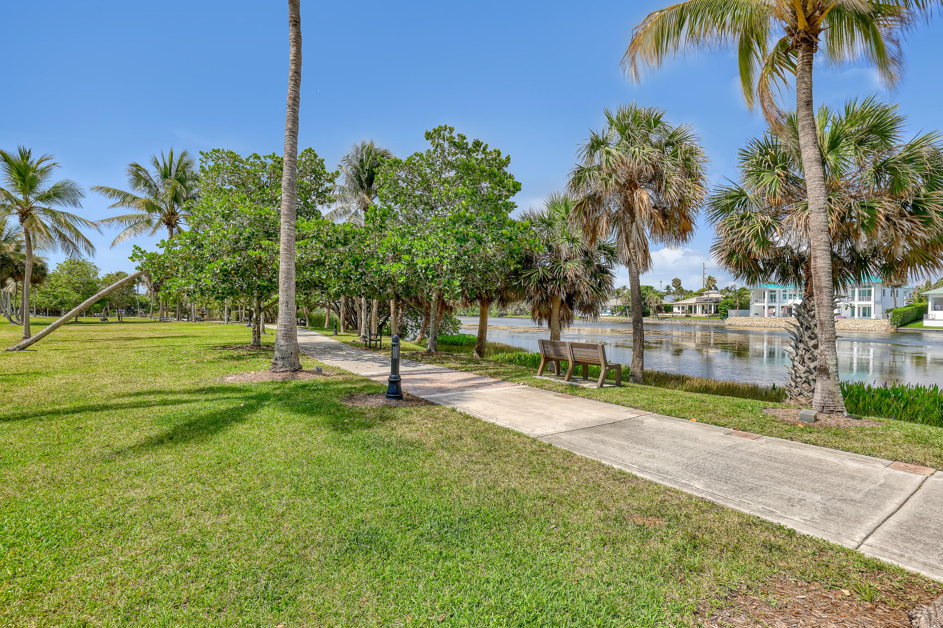 220 Celestial #6, Juno Beach FL 33408