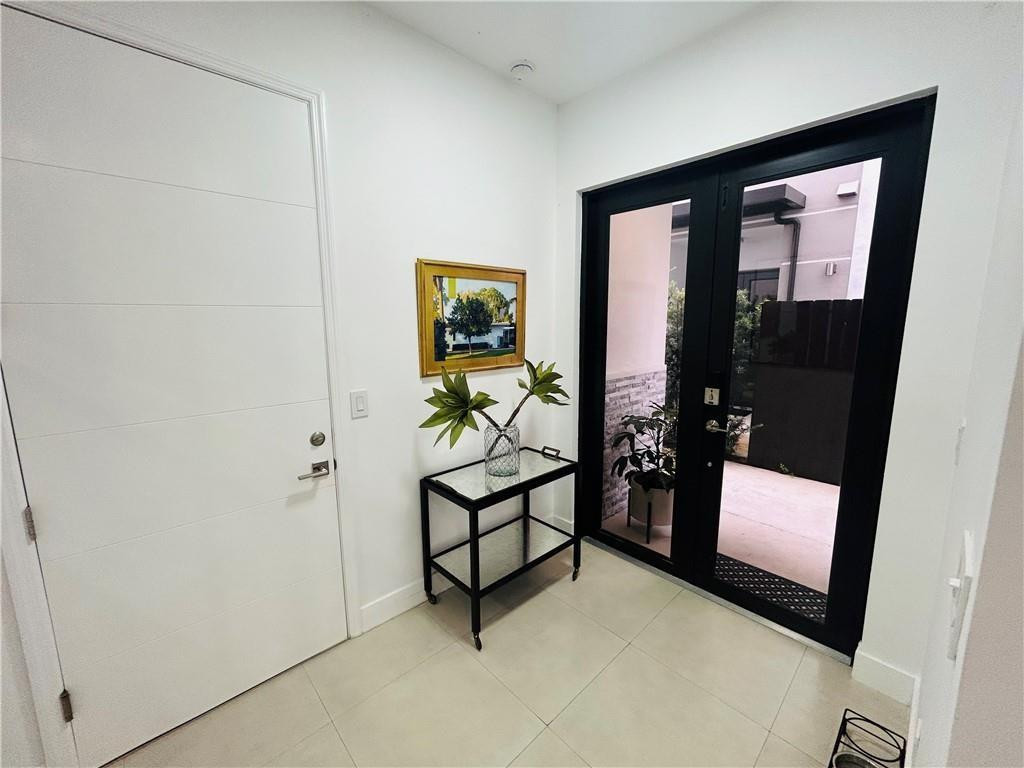 310 SW 9th #1, Fort Lauderdale FL 33315