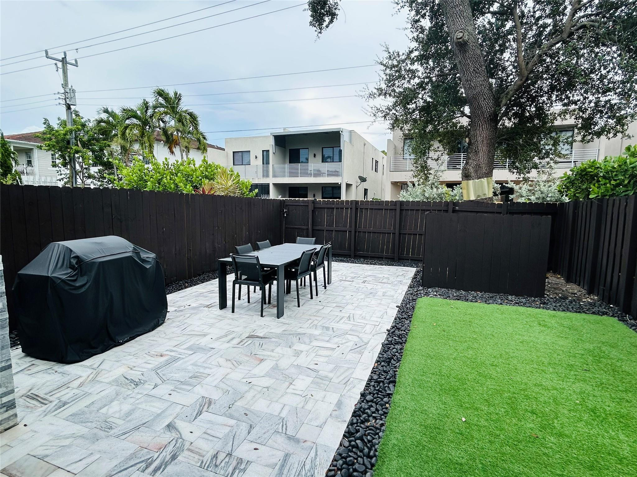 310 SW 9th #1, Fort Lauderdale FL 33315