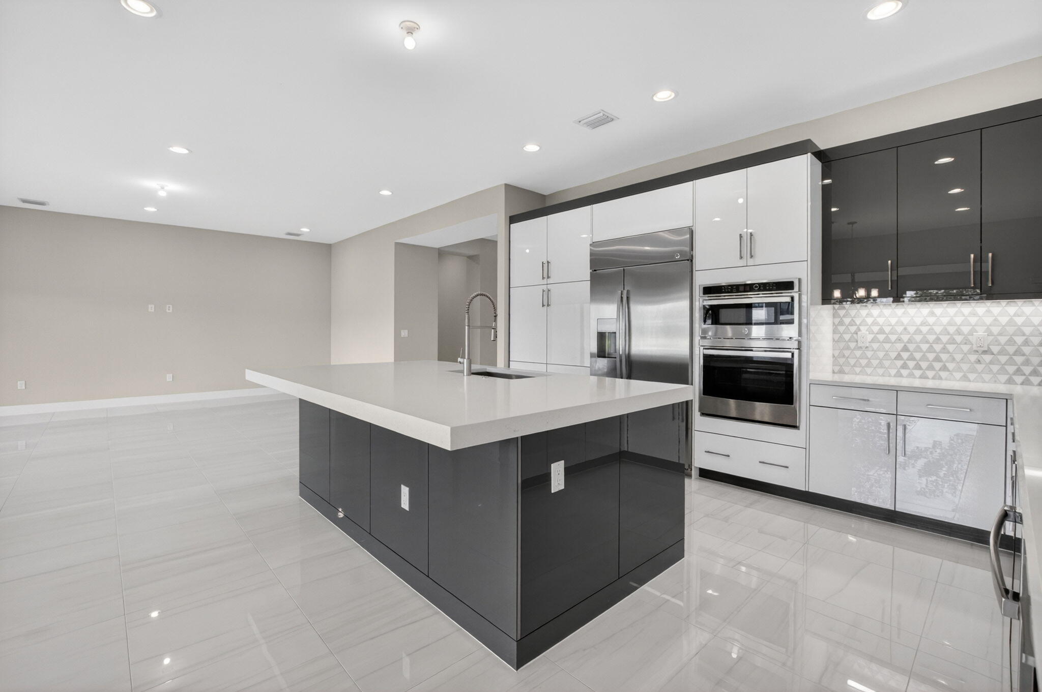 17089 Rainbow Falls, Boca Raton FL 33496
