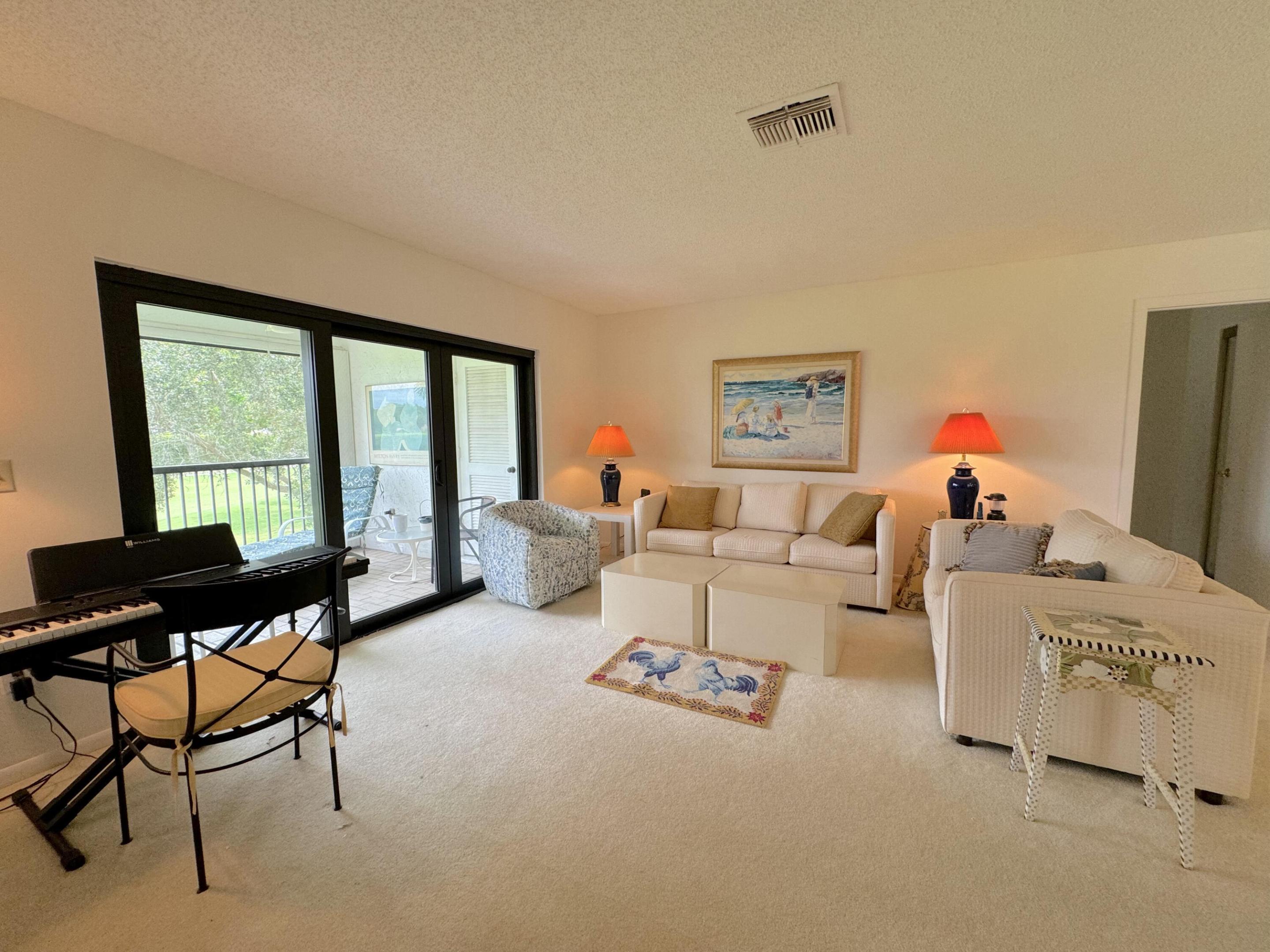 9 Stratford #B, Boynton Beach FL 33436
