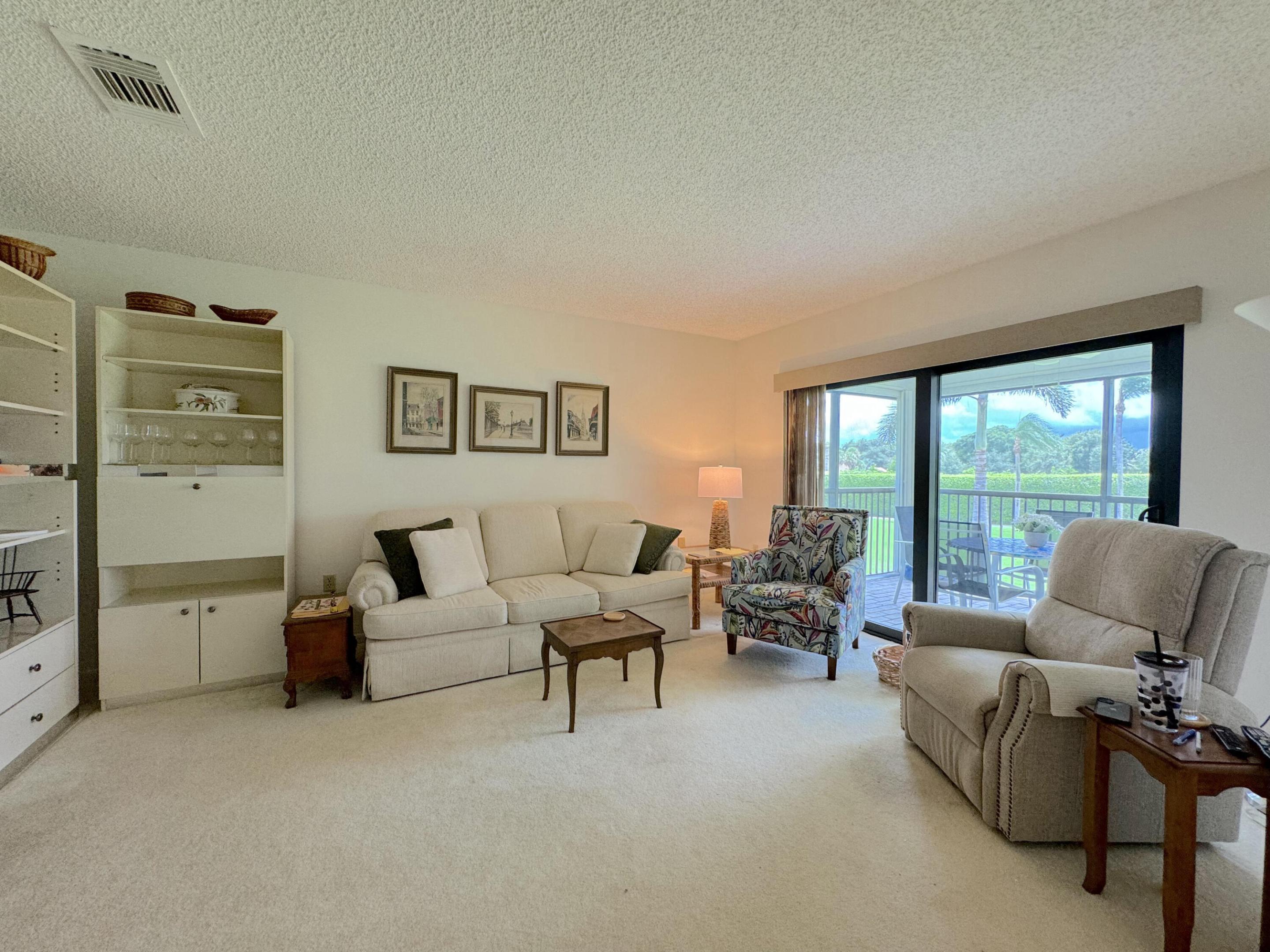 9 Stratford #B, Boynton Beach FL 33436
