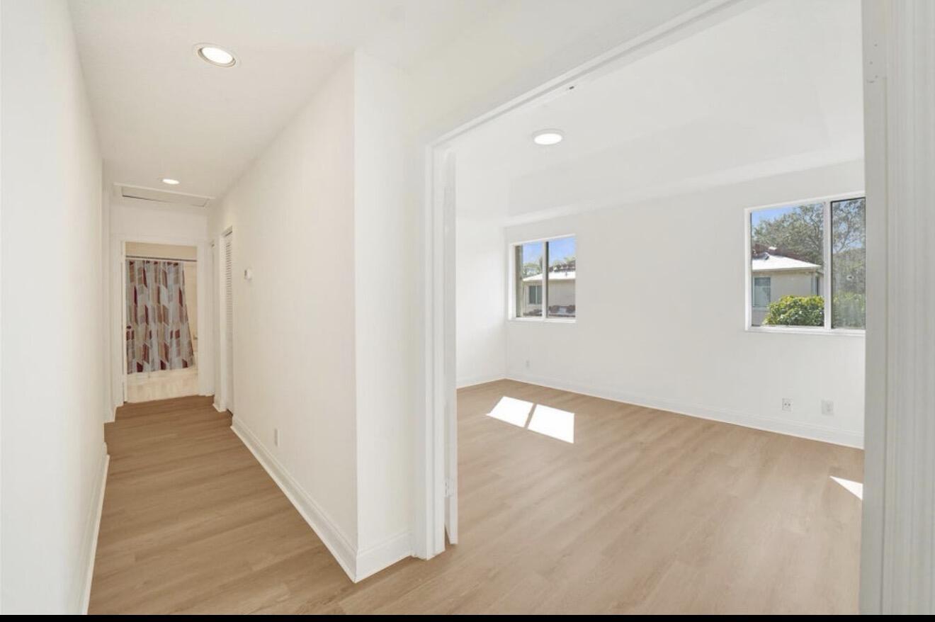 11208 Rhapsody, Hollywood FL 33026