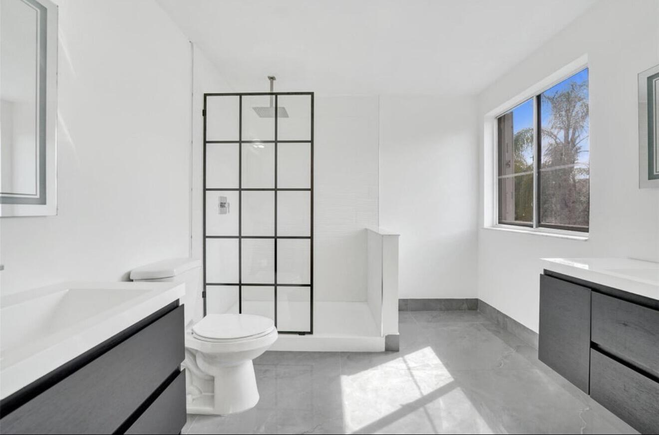 11208 Rhapsody, Hollywood FL 33026