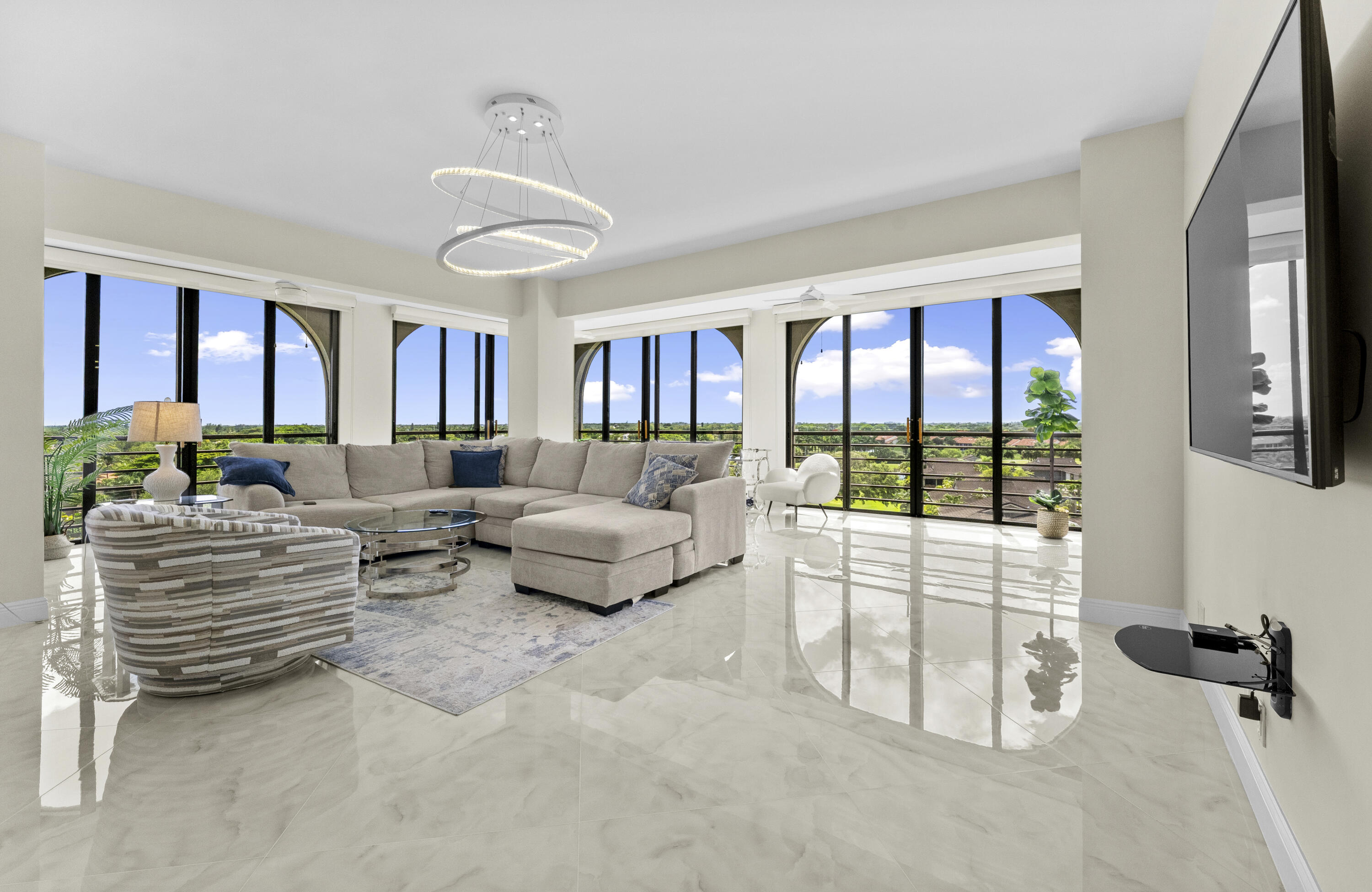 7578 Regency Lake #802, Boca Raton FL 33433