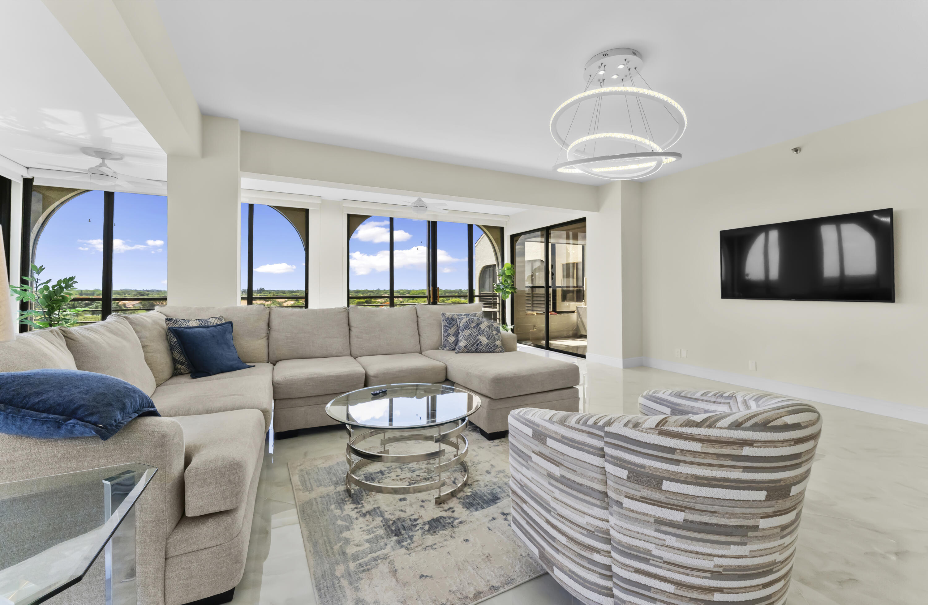 7578 Regency Lake #802, Boca Raton FL 33433