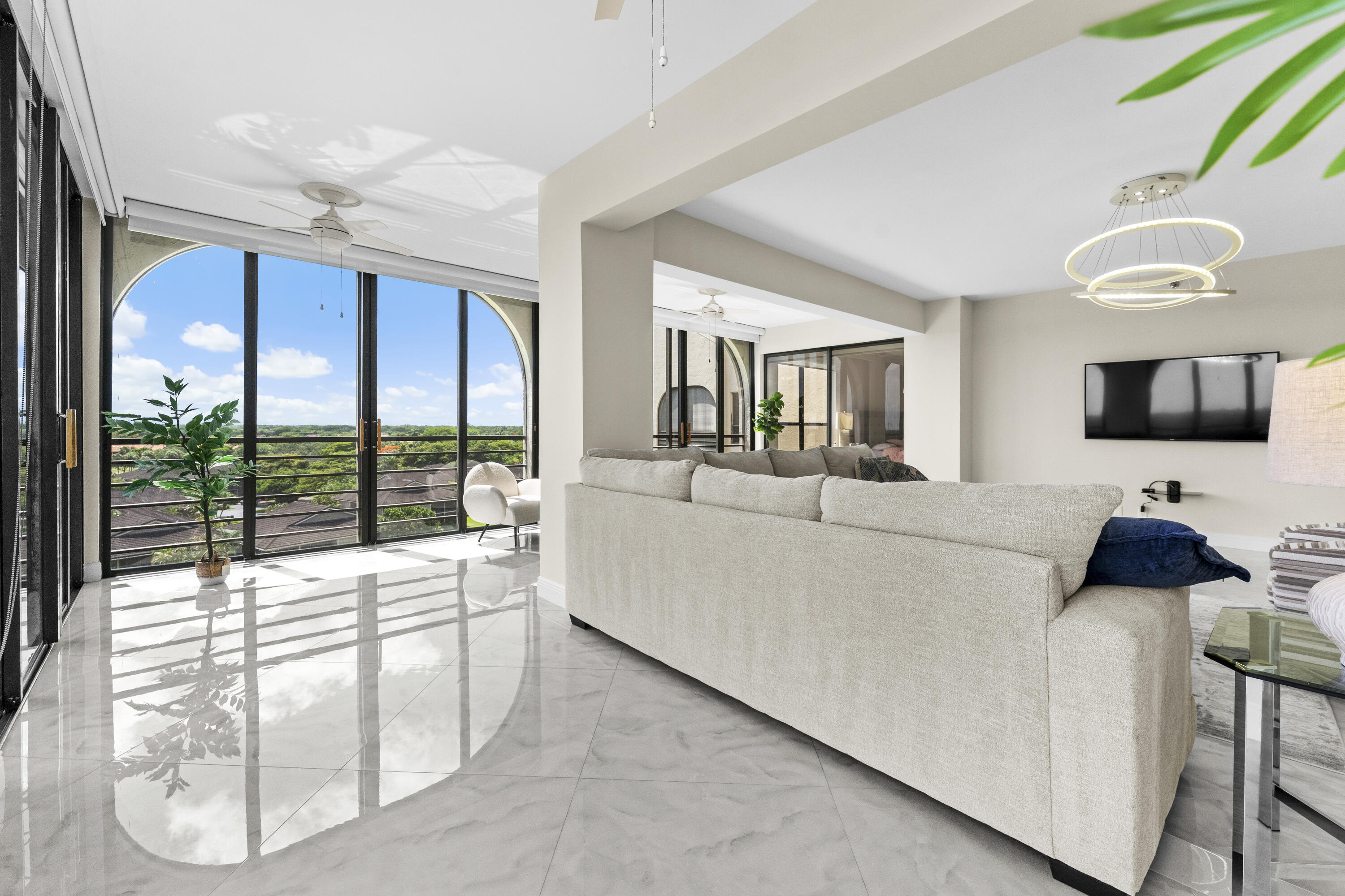 7578 Regency Lake #802, Boca Raton FL 33433