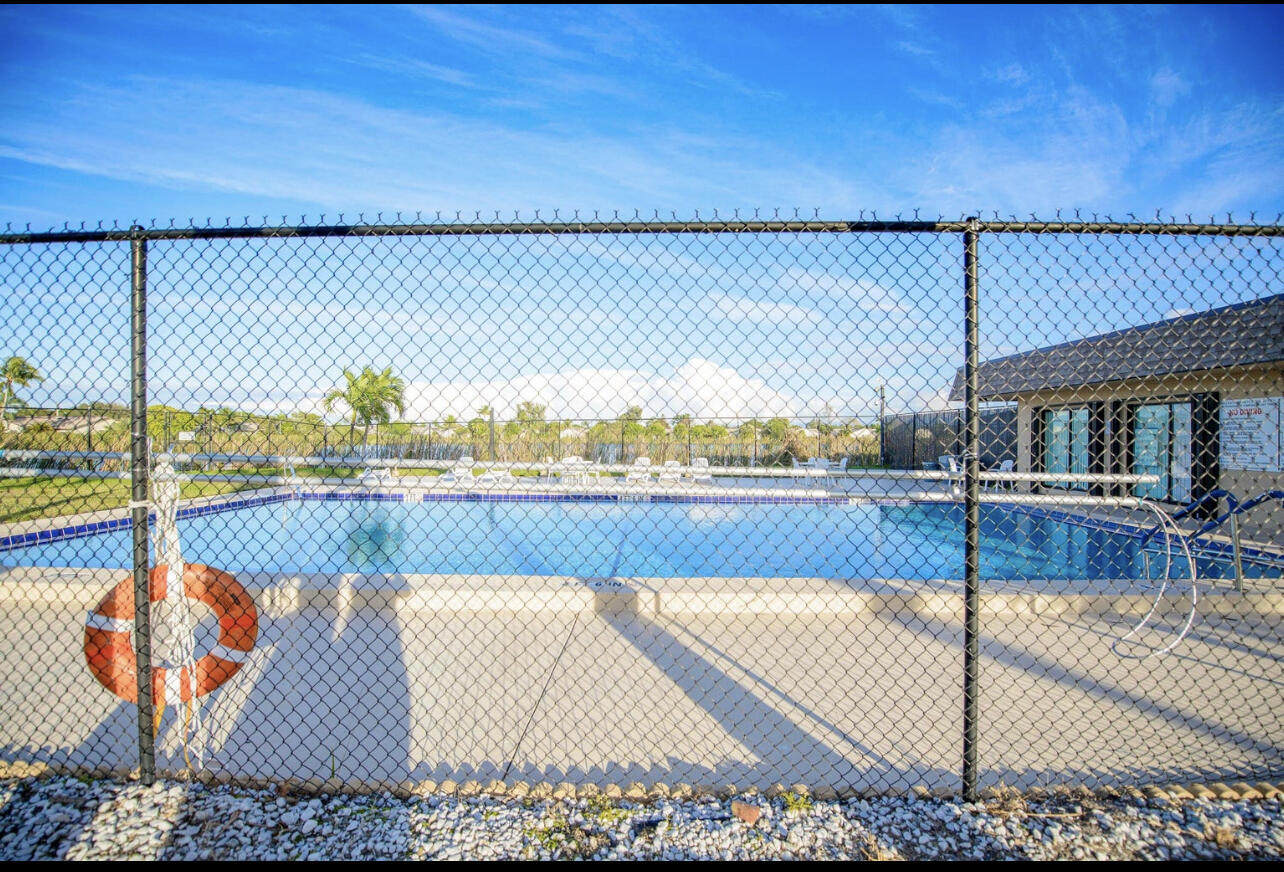 4101 N Waterview #41-a, Palm Springs FL 33461