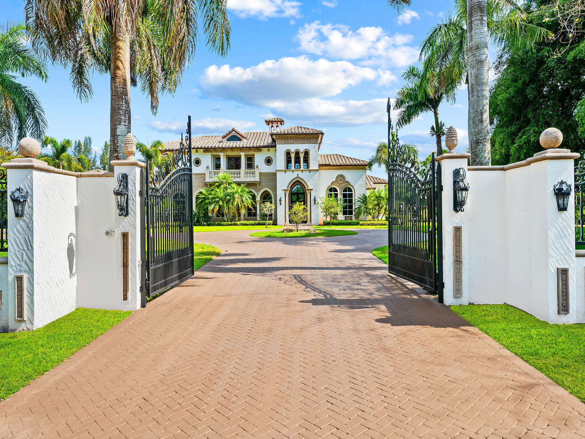 8800 NW 68th, Parkland FL 33067