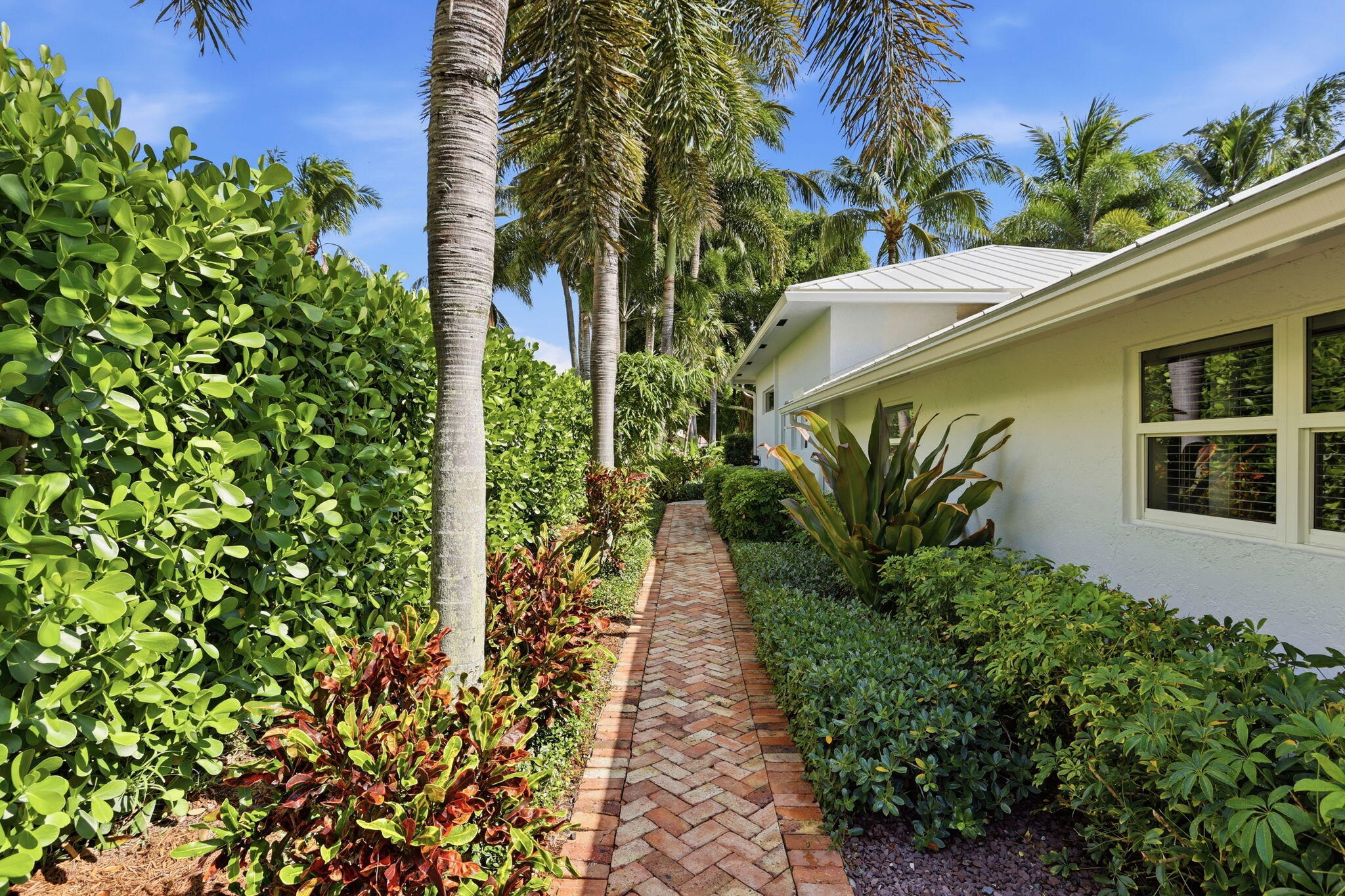 2151 NW 30th, Boca Raton FL 33431