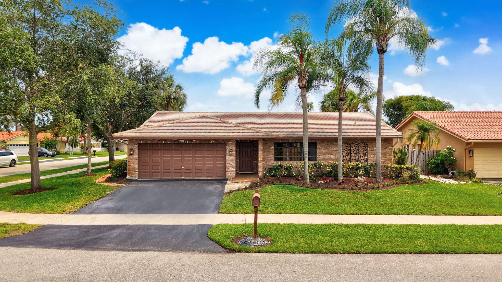 7909 NW 18th, Margate FL 33063