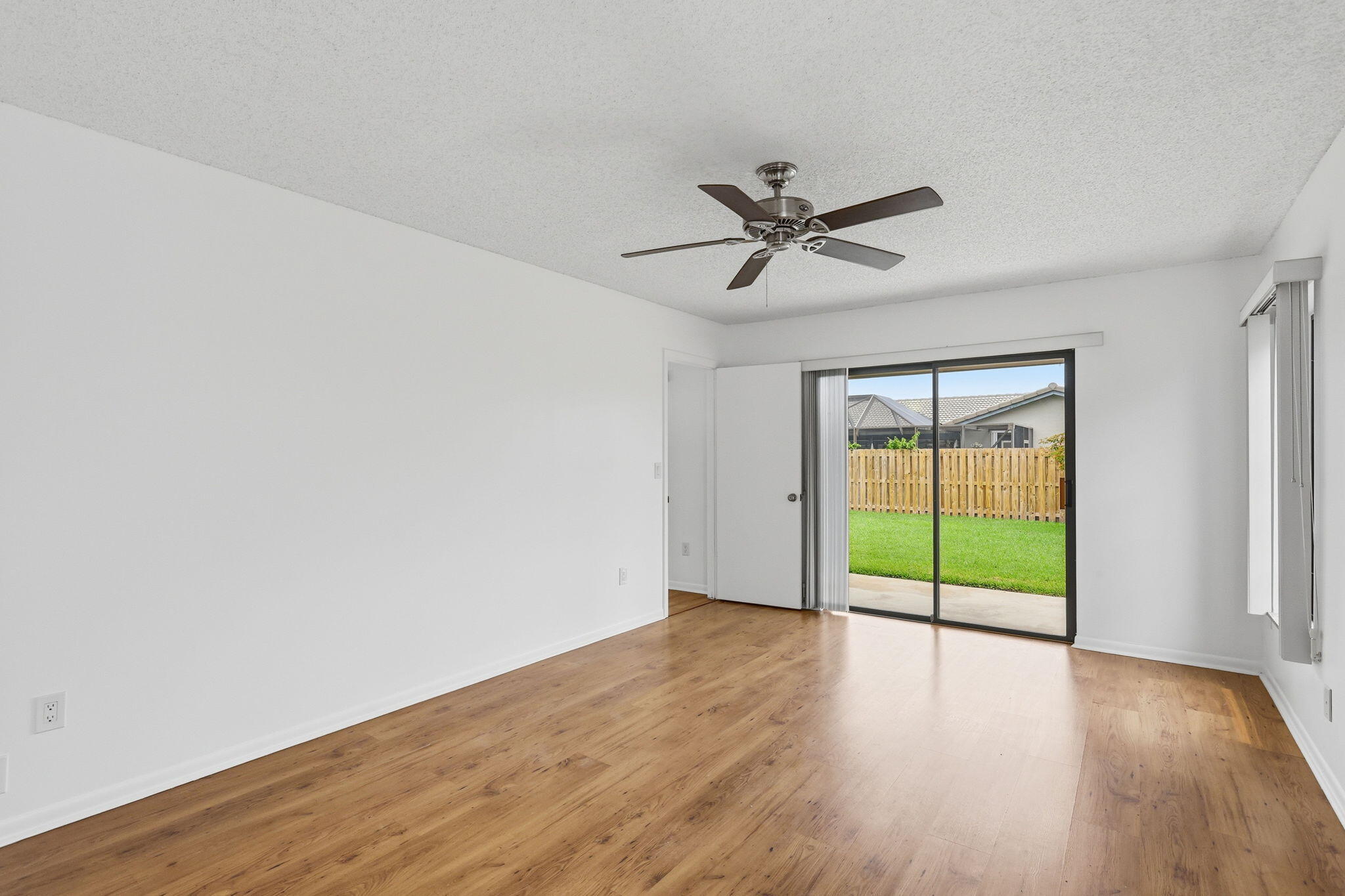 7909 NW 18th, Margate FL 33063