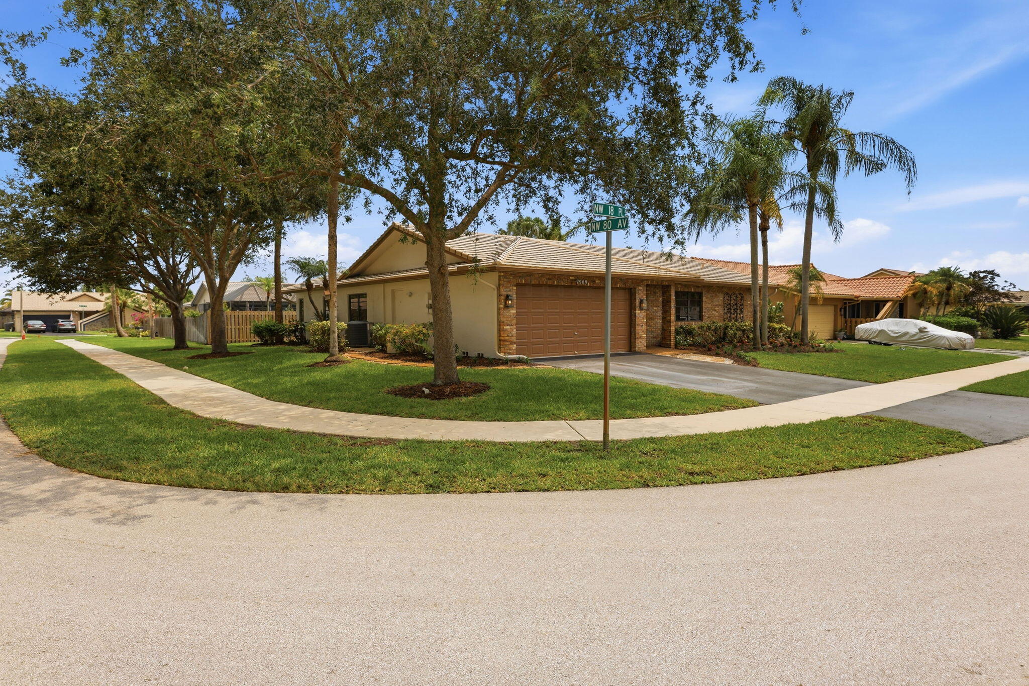 7909 NW 18th, Margate FL 33063