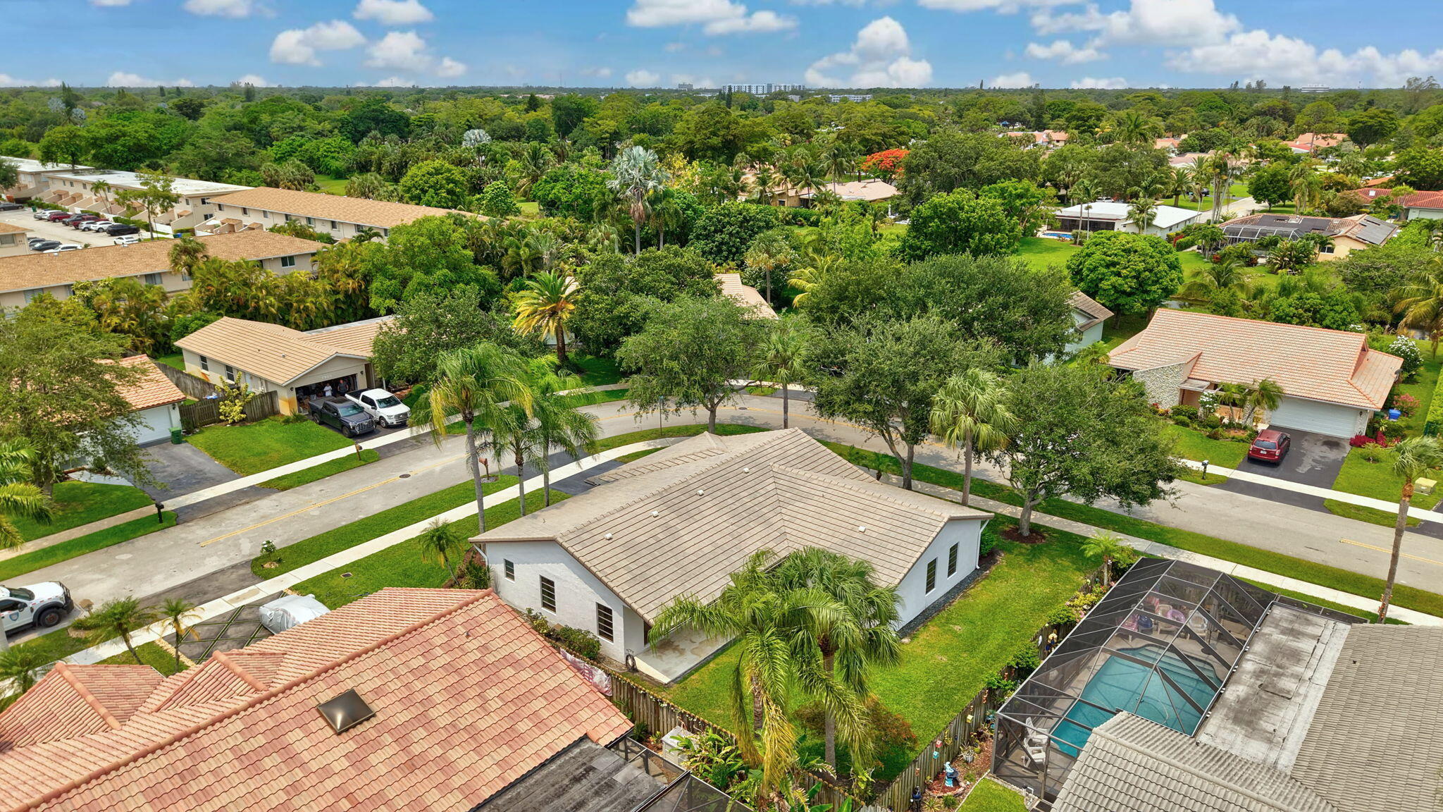 7909 NW 18th, Margate FL 33063
