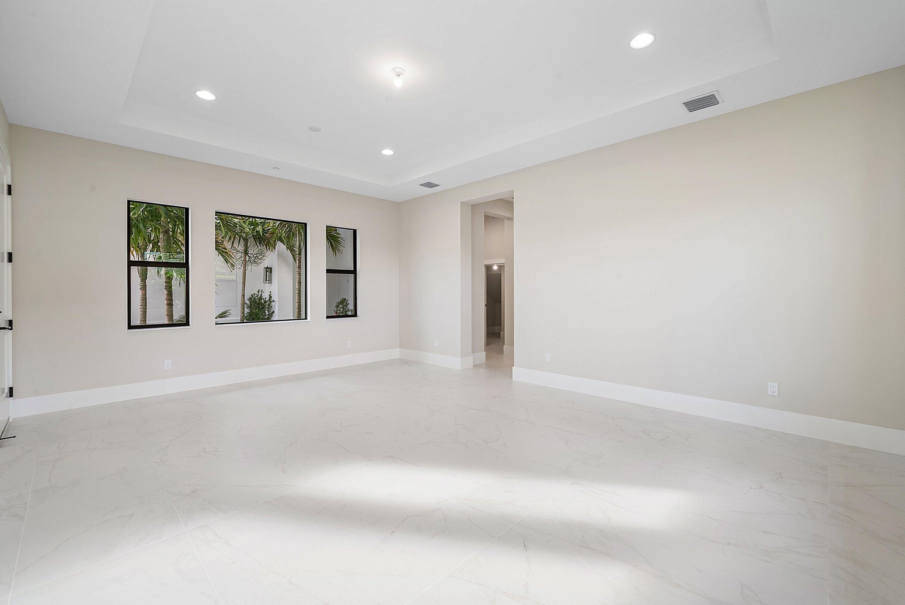 9109 Coral Isles #{lot 86}, Palm Beach Gardens FL 33412