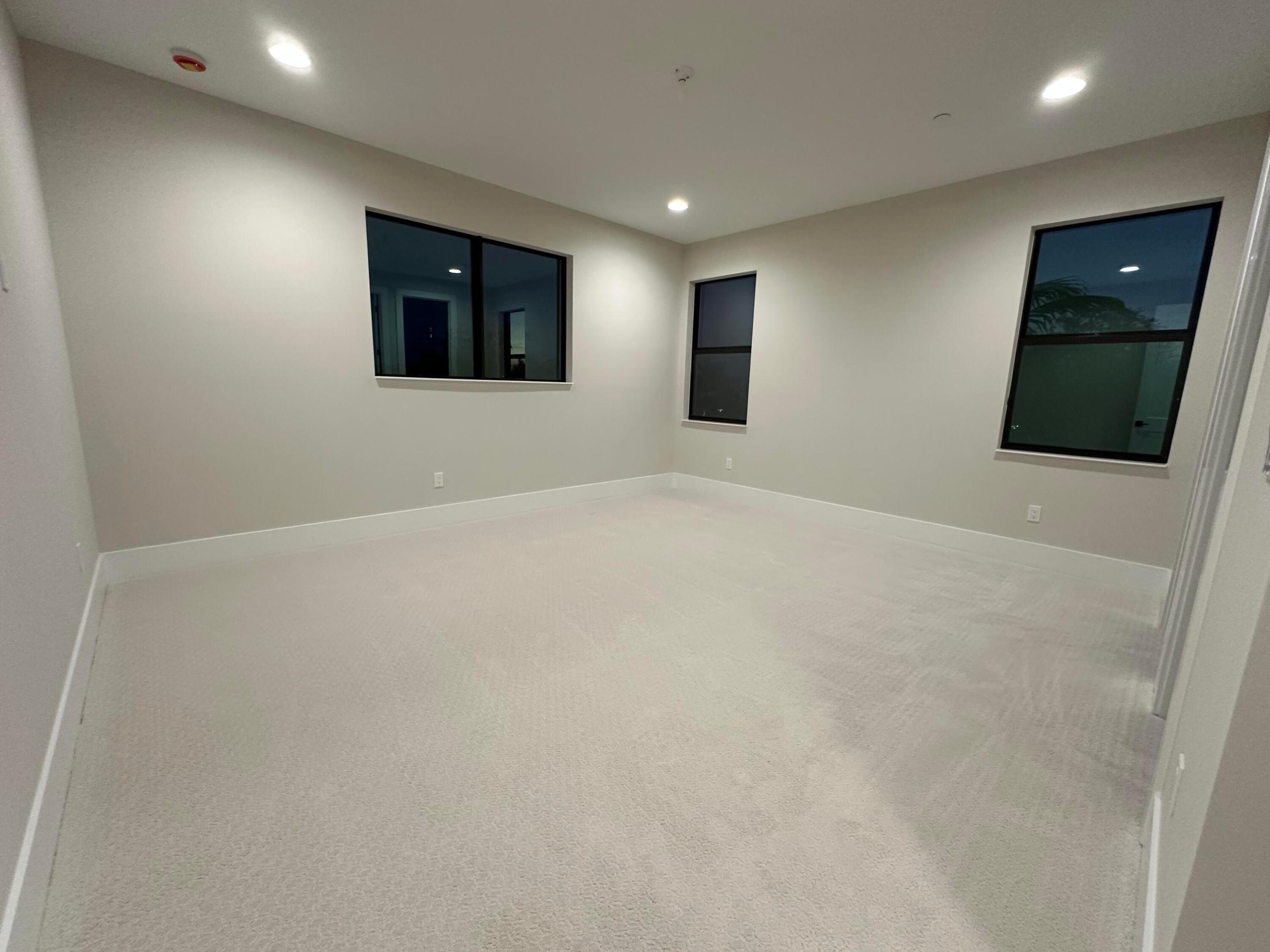 9109 Coral Isles #{lot 86}, Palm Beach Gardens FL 33412