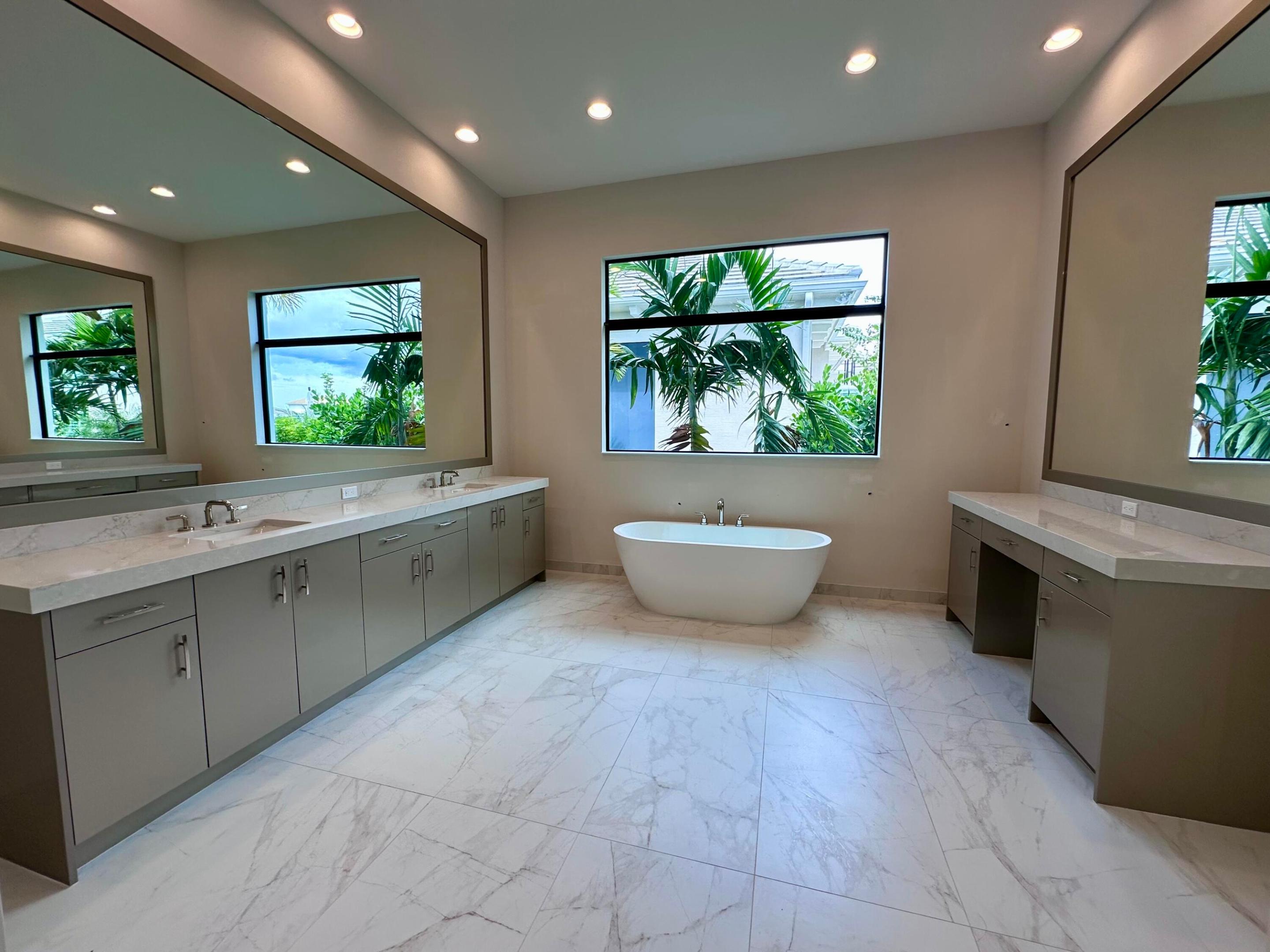 9109 Coral Isles #{Lot 86}, Palm Beach Gardens FL 33412