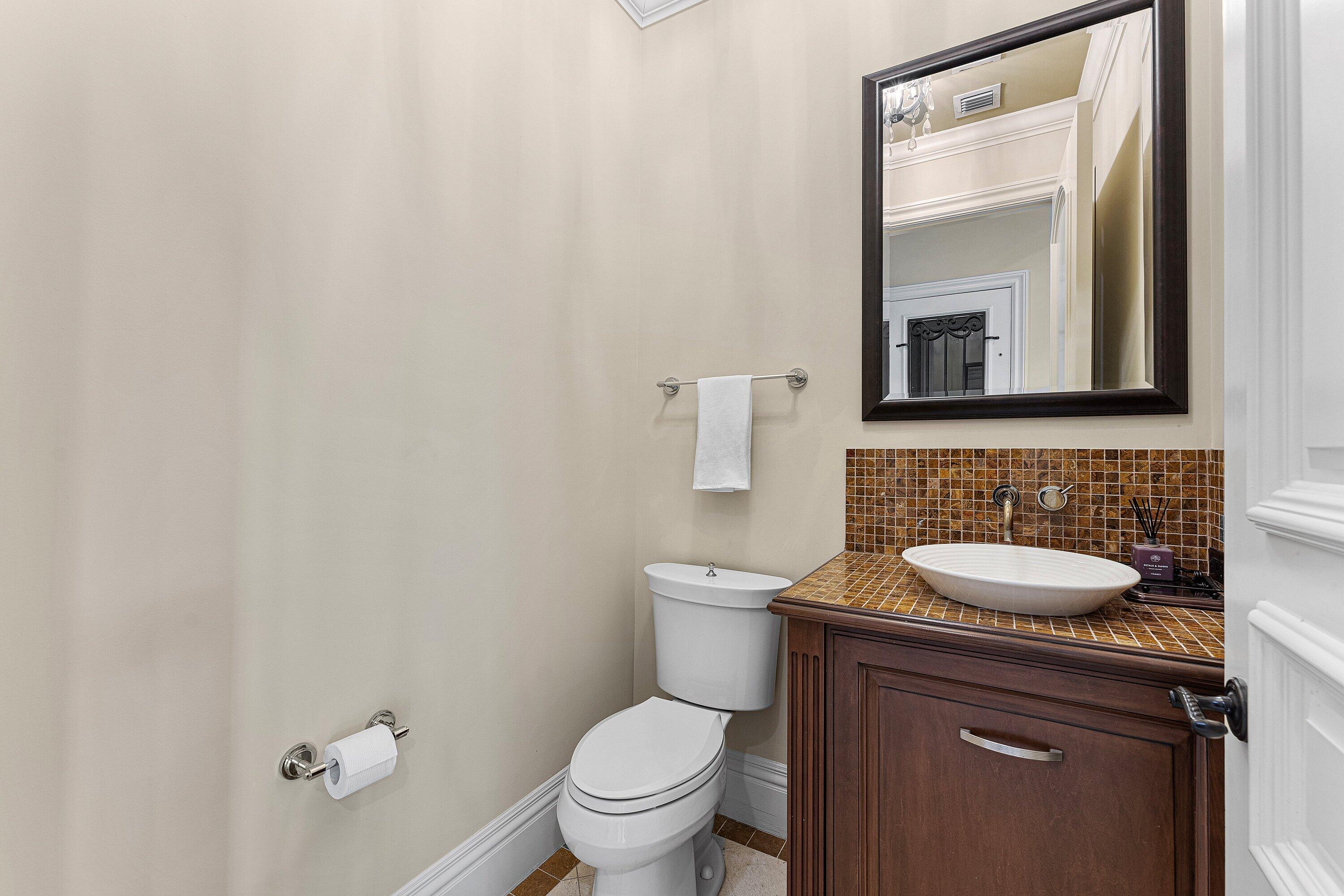 453 NE 19th, Deerfield Beach FL 33441
