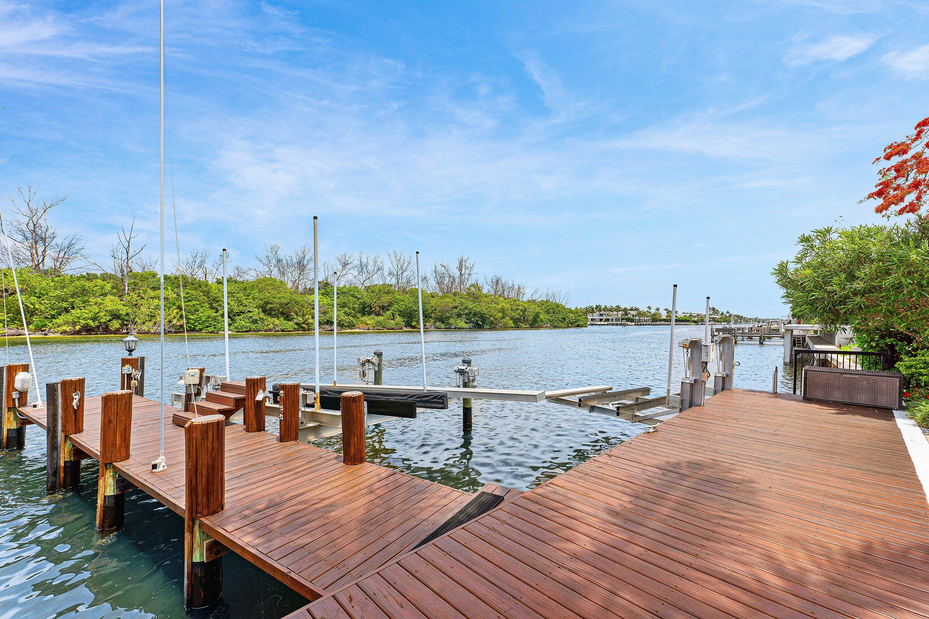453 NE 19th, Deerfield Beach FL 33441