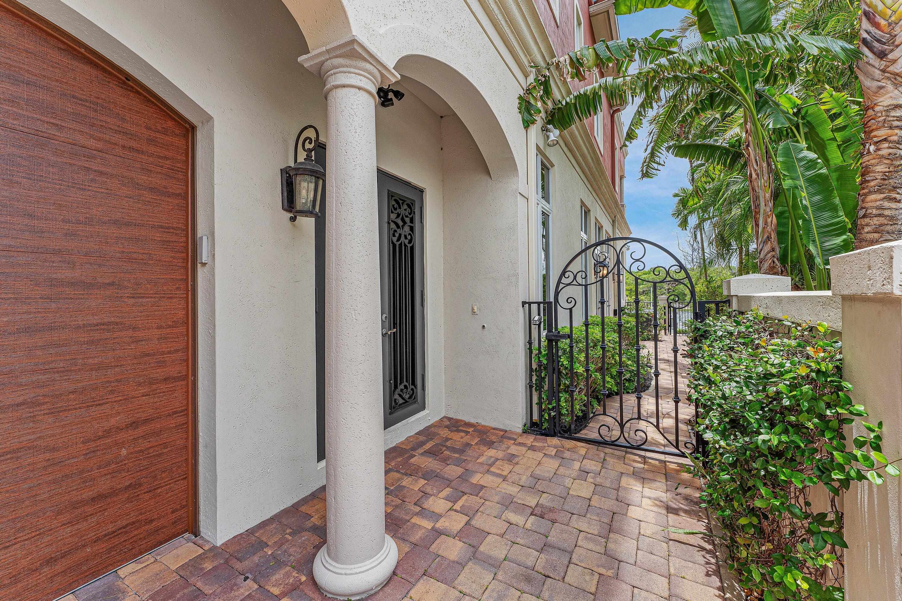 453 NE 19th, Deerfield Beach FL 33441