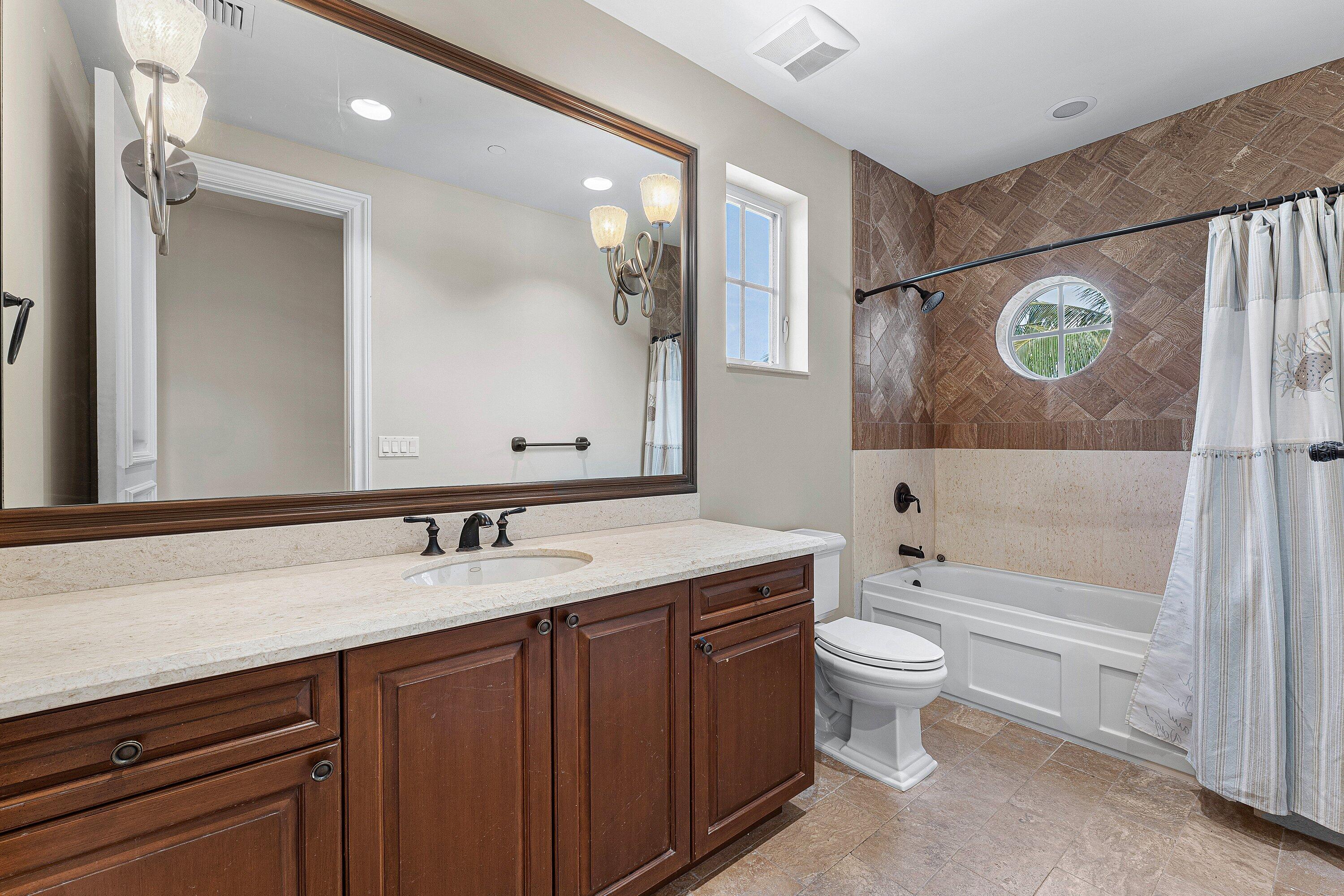 453 NE 19th, Deerfield Beach FL 33441
