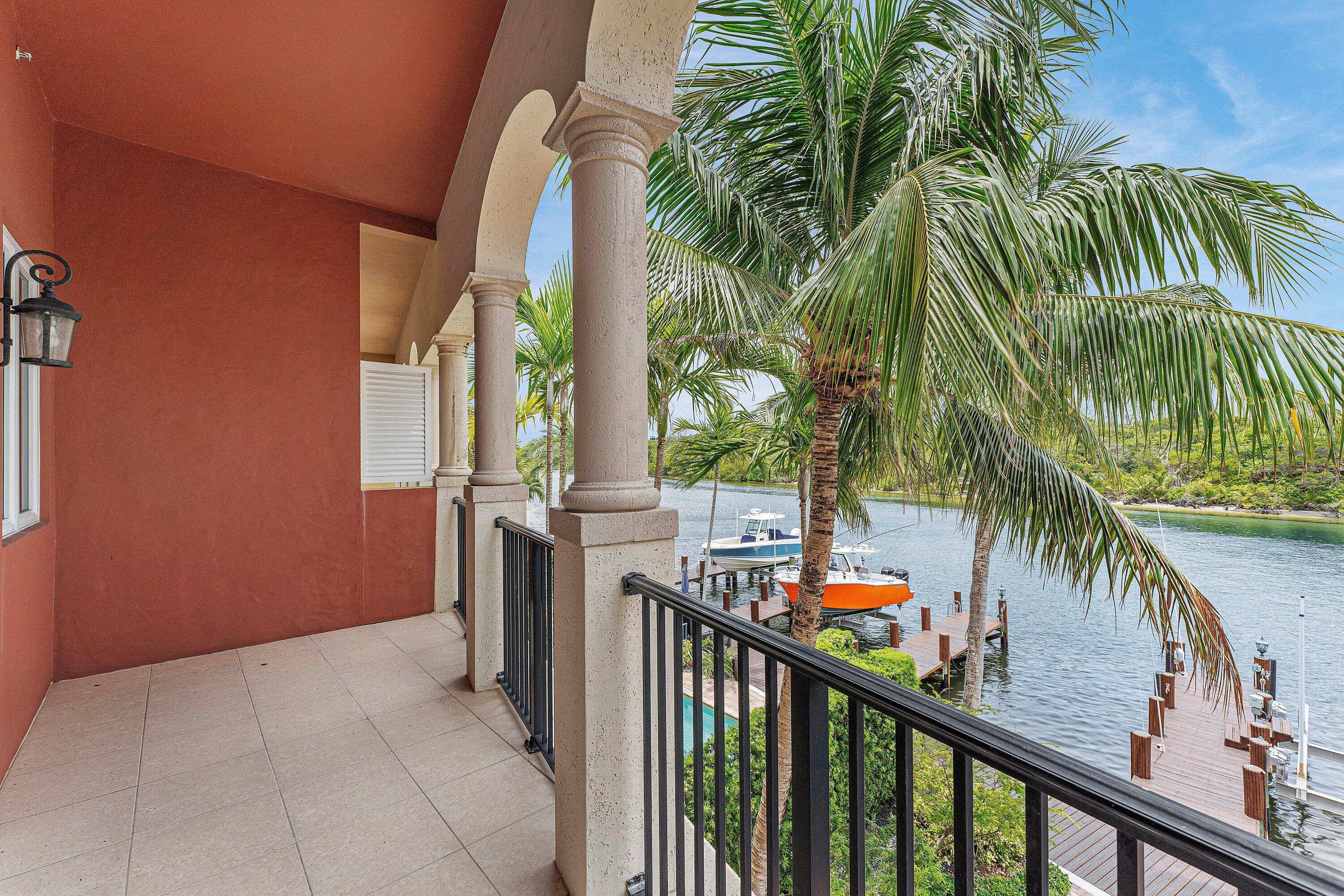 453 NE 19th, Deerfield Beach FL 33441