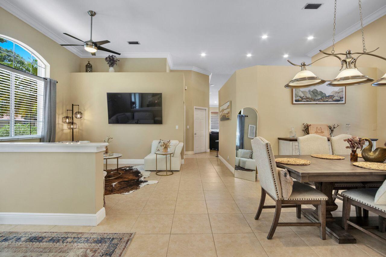 5031 Mallards, Coconut Creek FL 33073