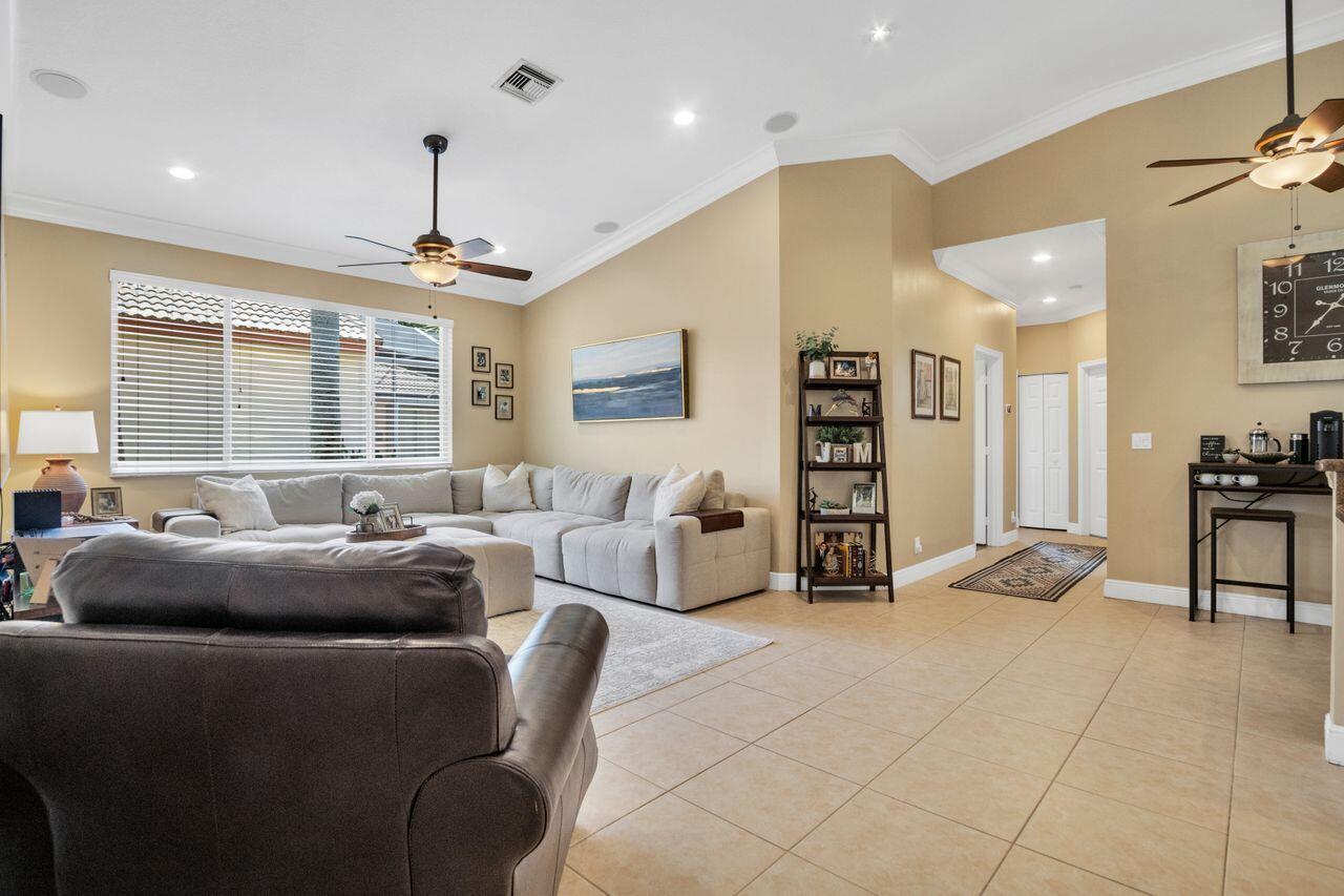 5031 Mallards, Coconut Creek FL 33073