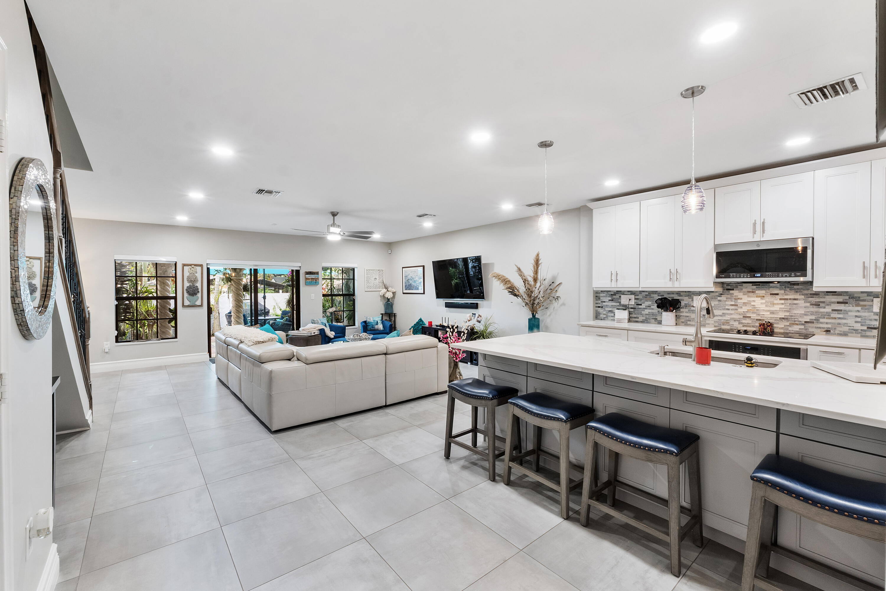 2932 Hidden Harbour, Dania Beach FL 33312