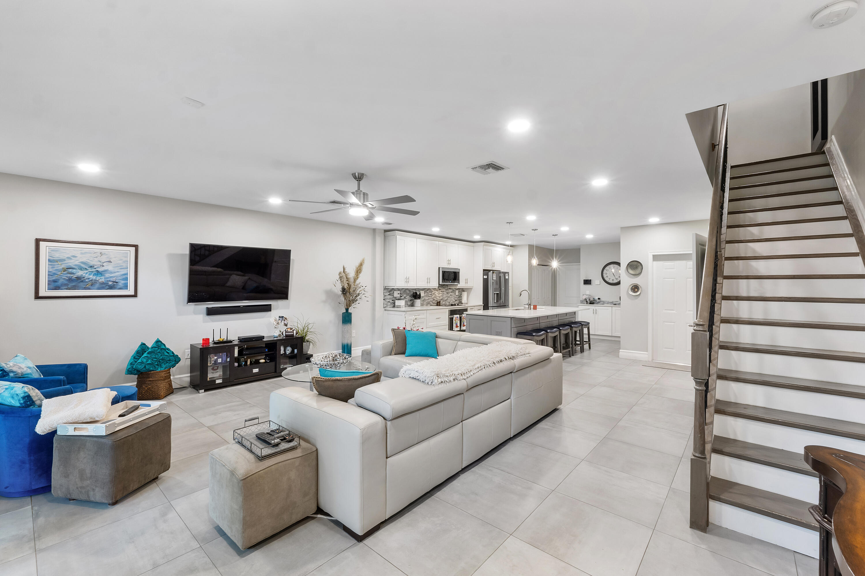 2932 Hidden Harbour, Dania Beach FL 33312