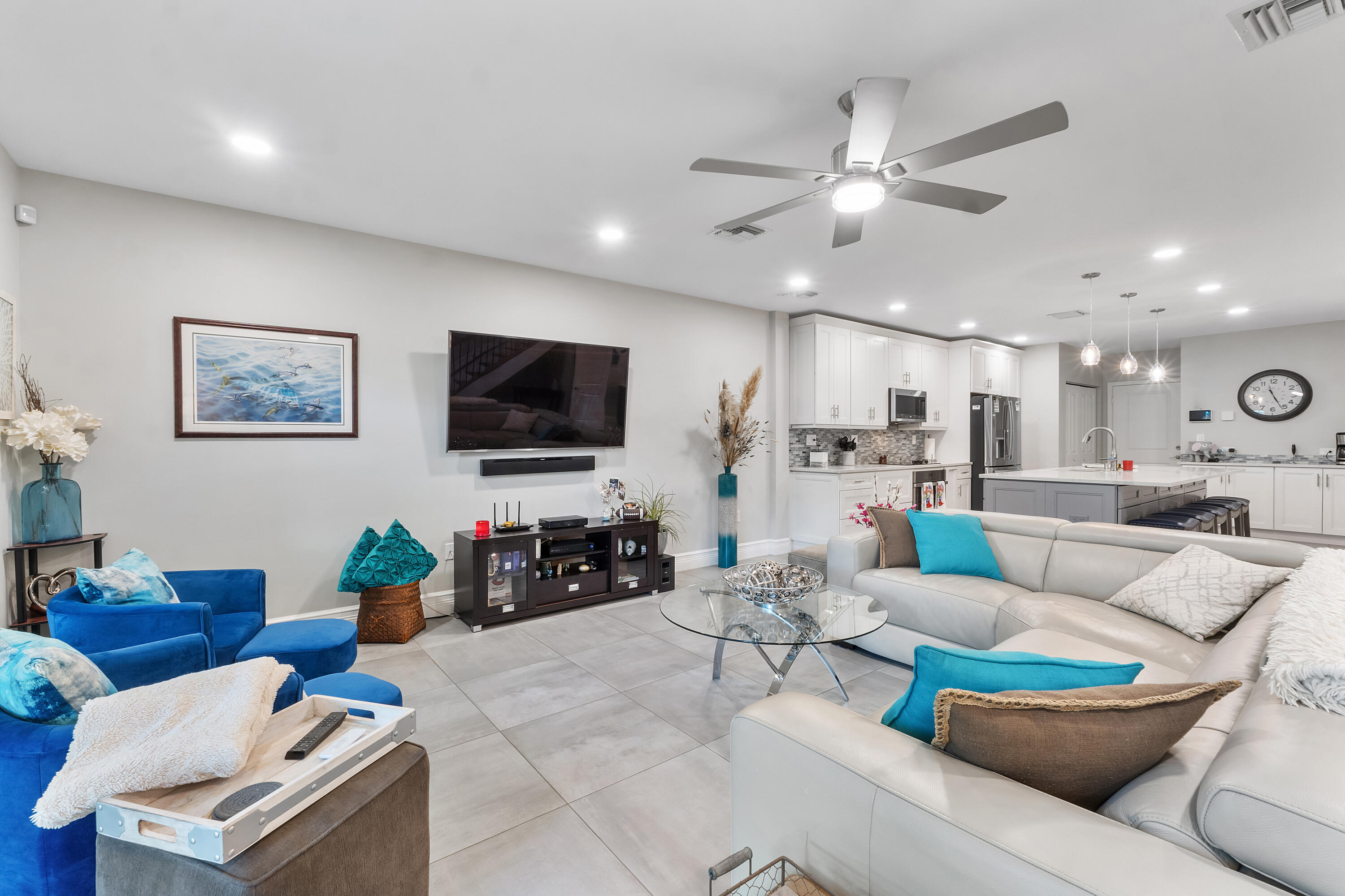 2932 Hidden Harbour, Dania Beach FL 33312