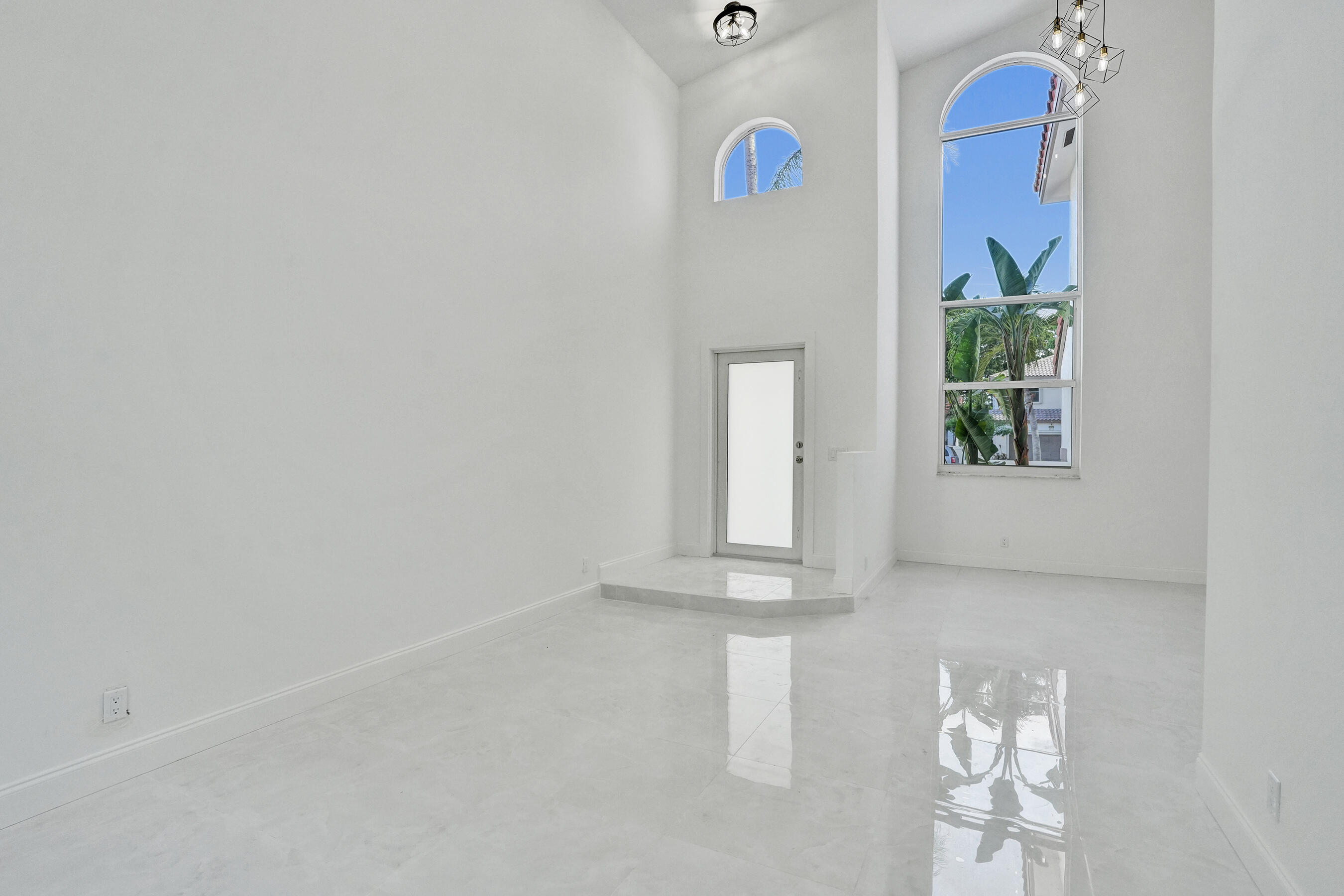 6991 Marion, Margate FL 33063