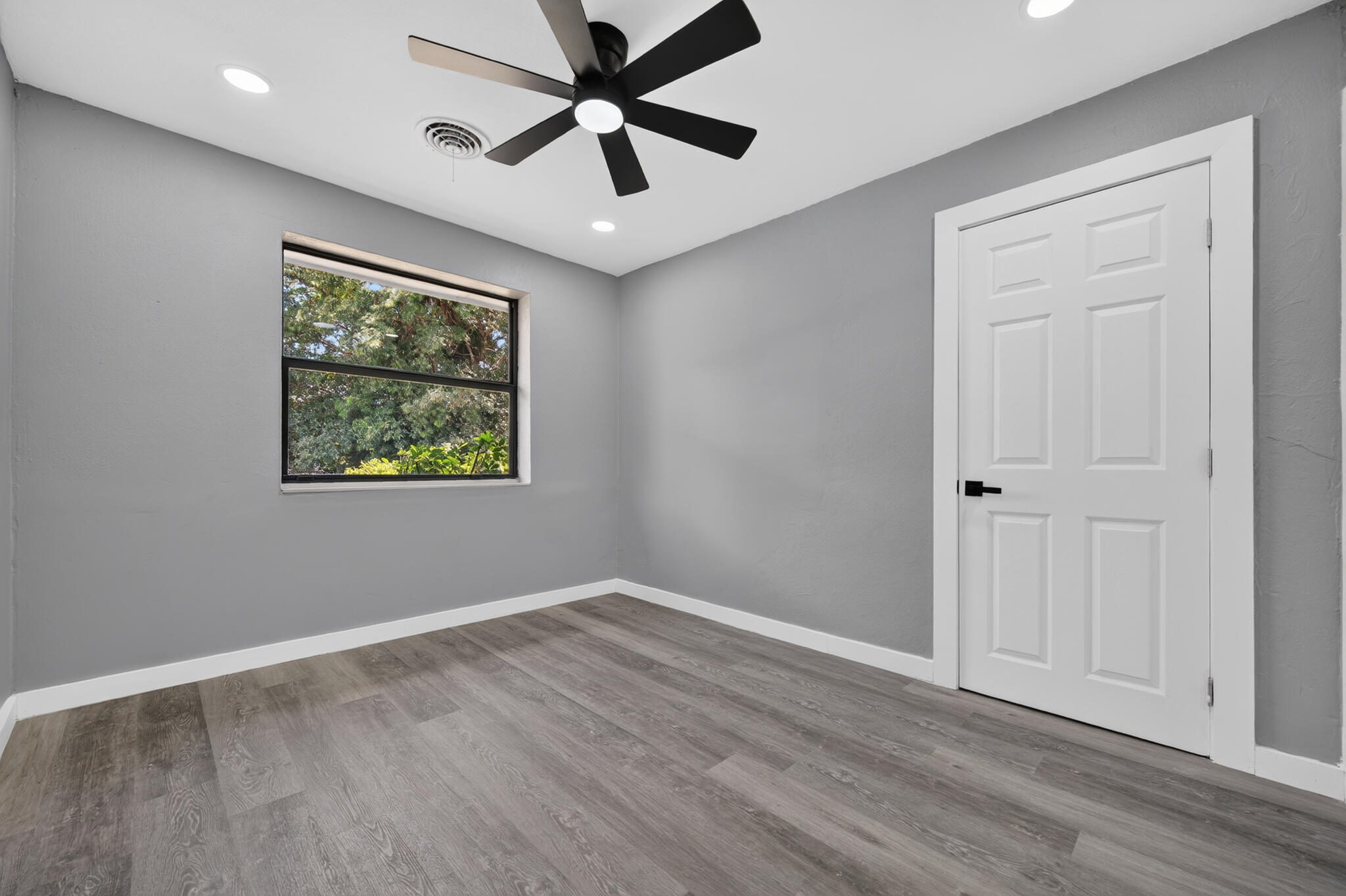 24 NW Avenue I, Belle Glade FL 33430