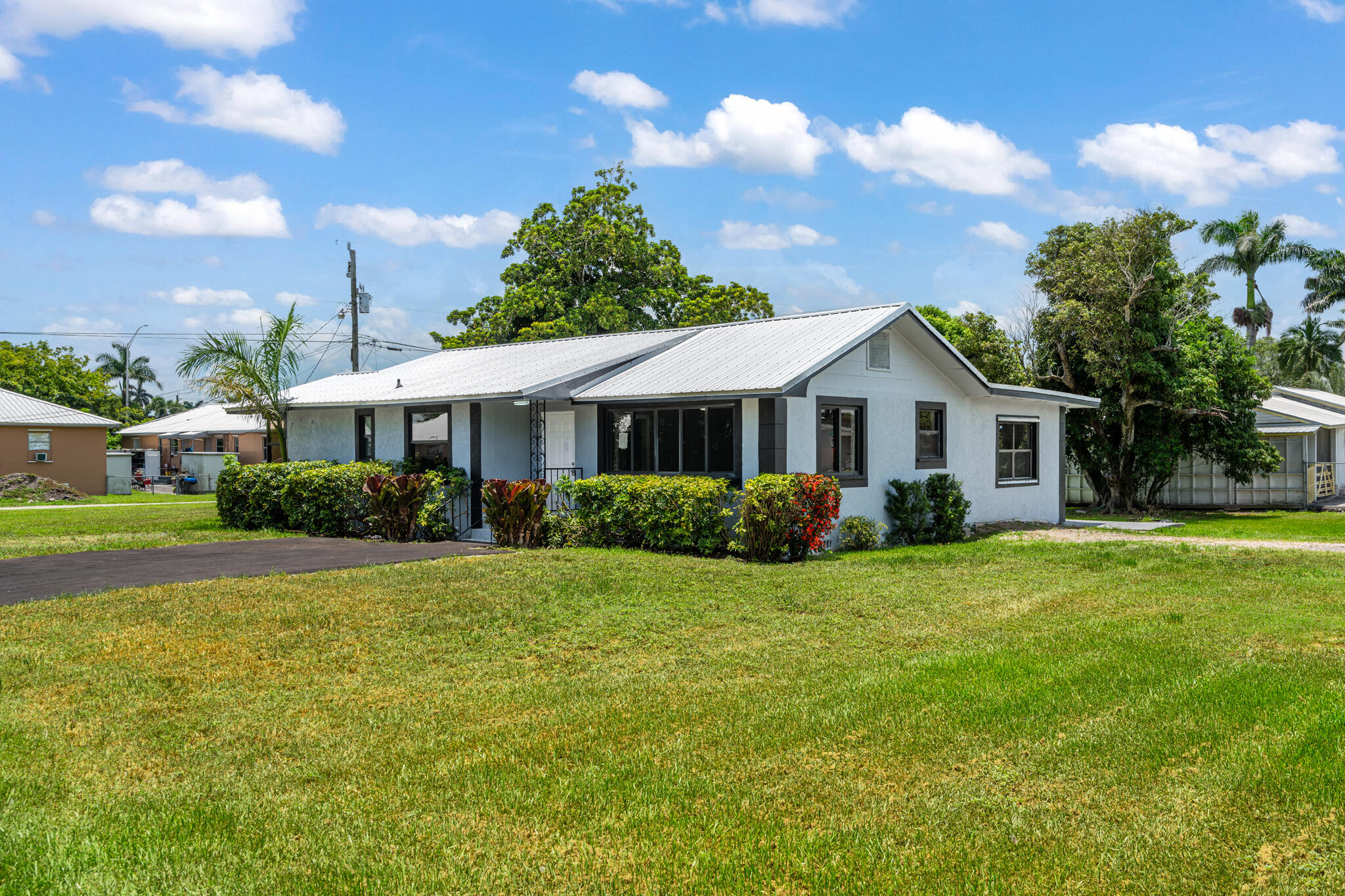 24 NW Avenue I, Belle Glade FL 33430