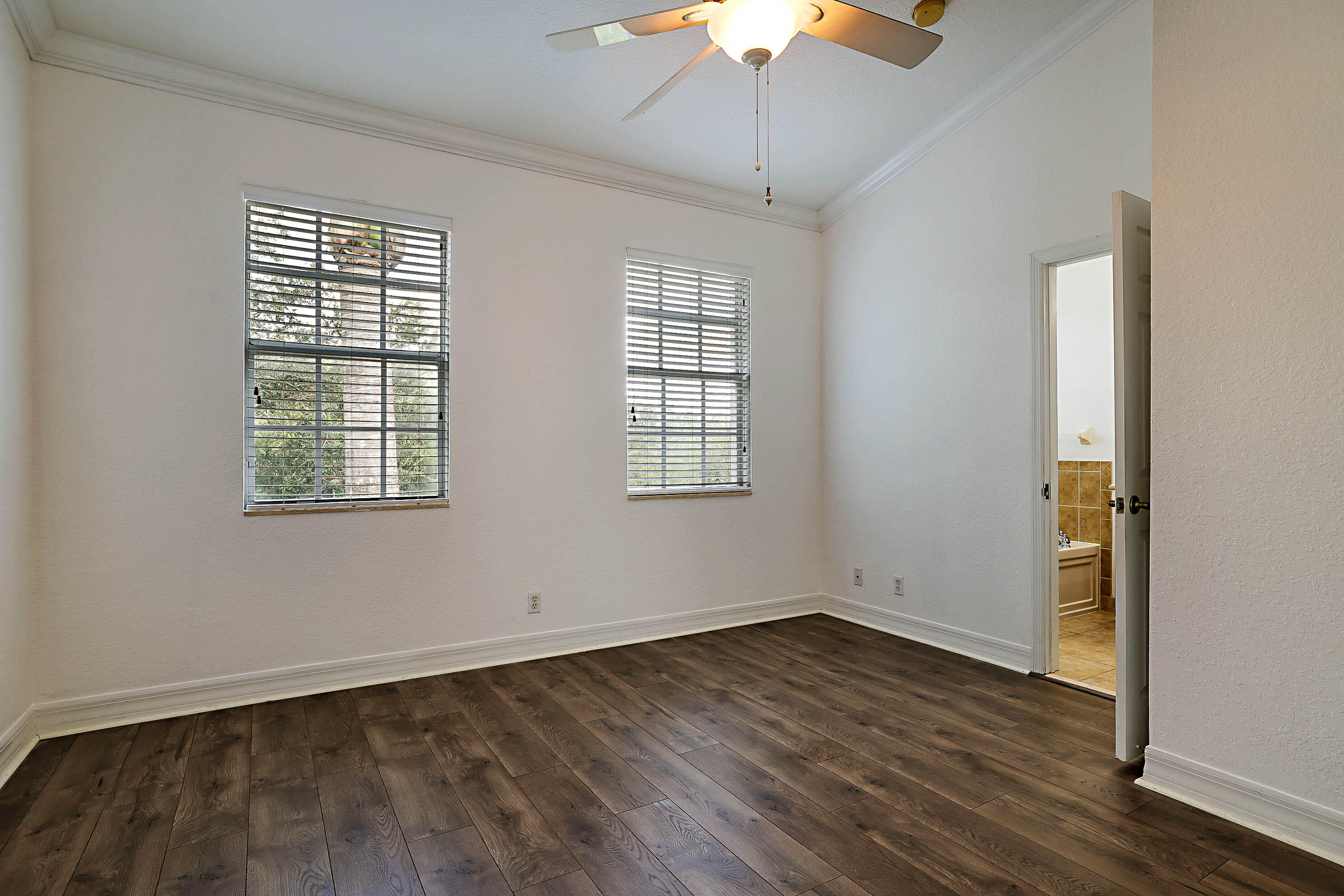 241 E Thatch Palm, Jupiter FL 33458