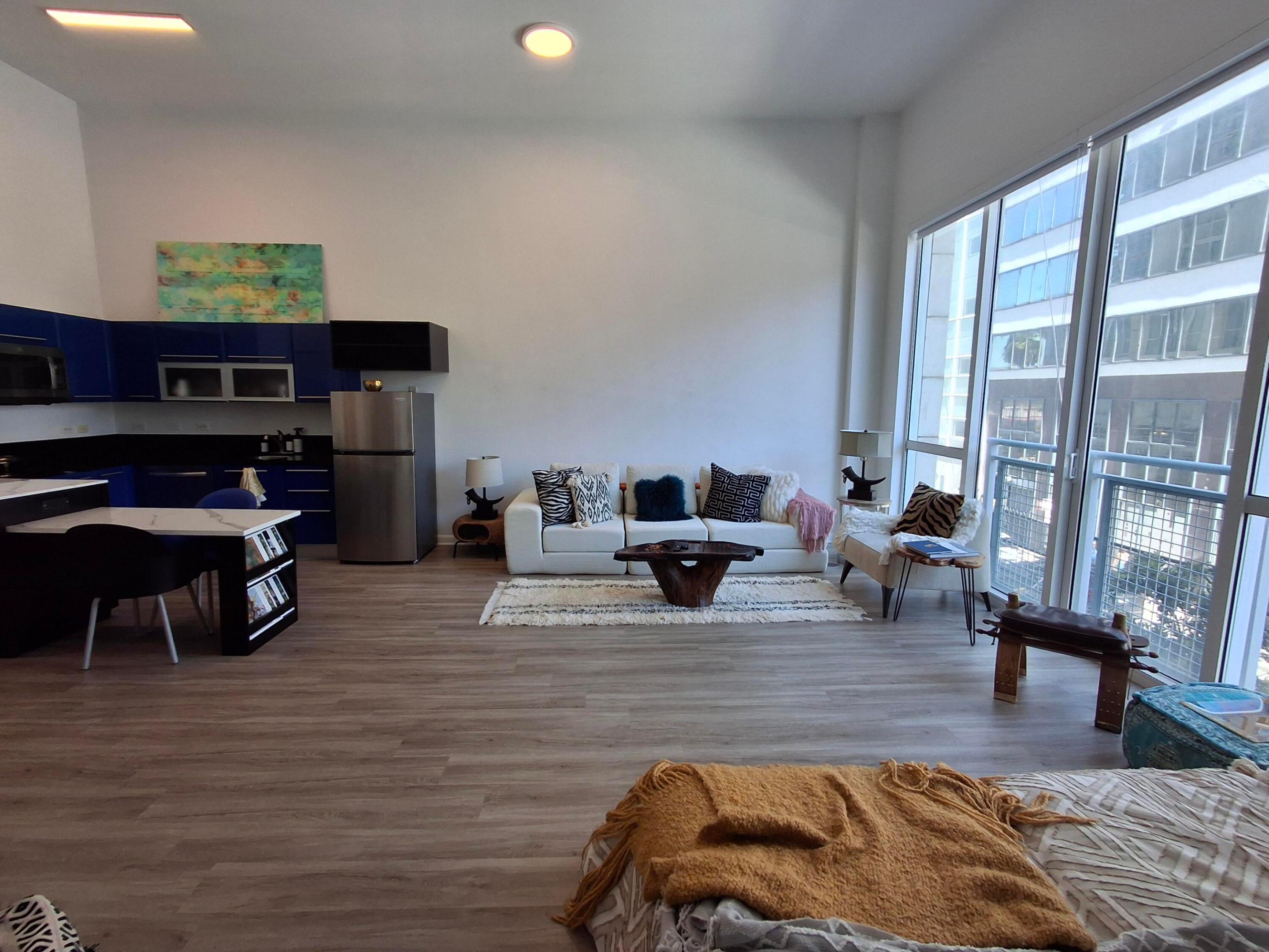 253 NE 2nd #221, Miami FL 33132