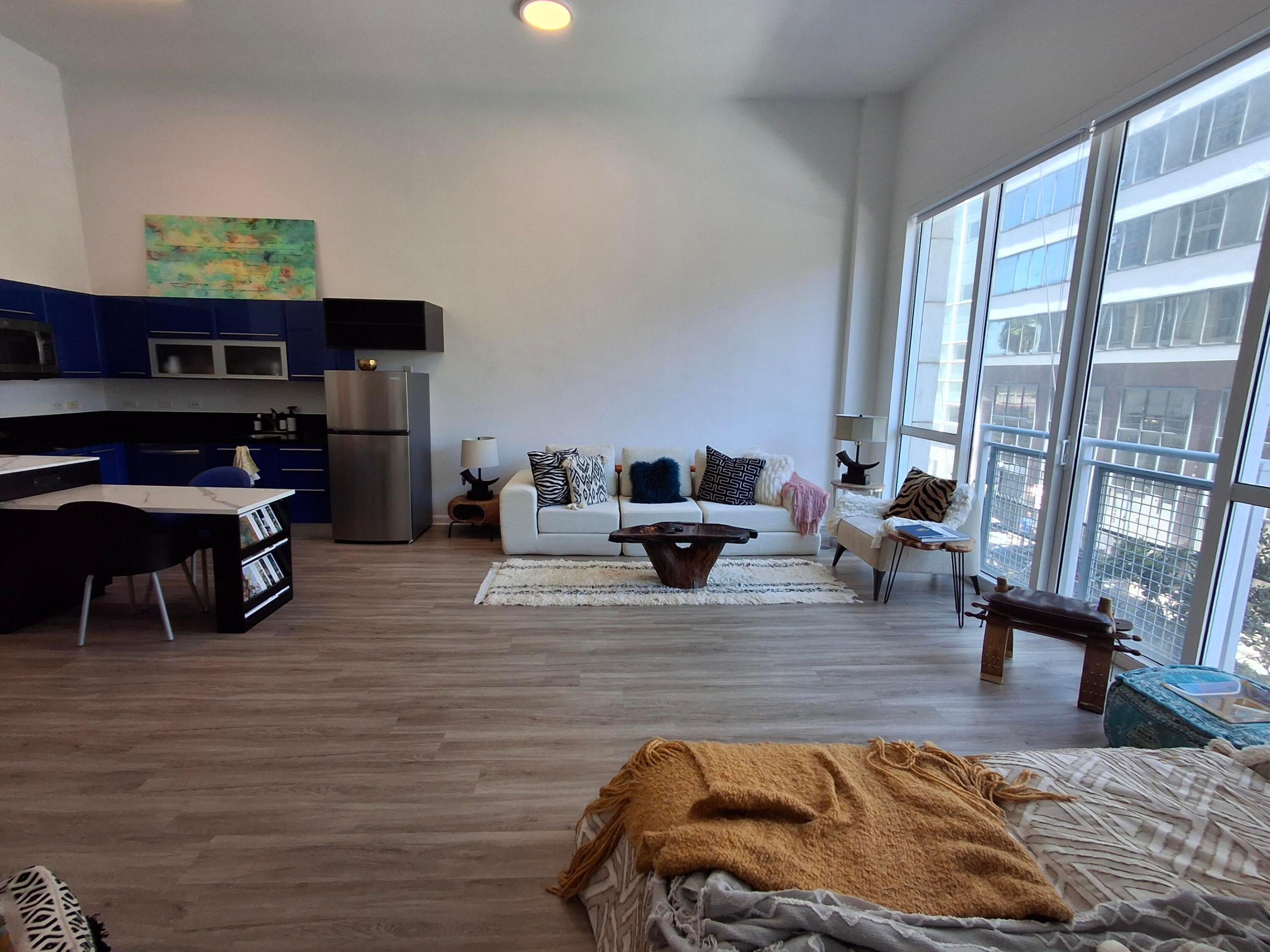 253 NE 2nd #221, Miami FL 33132