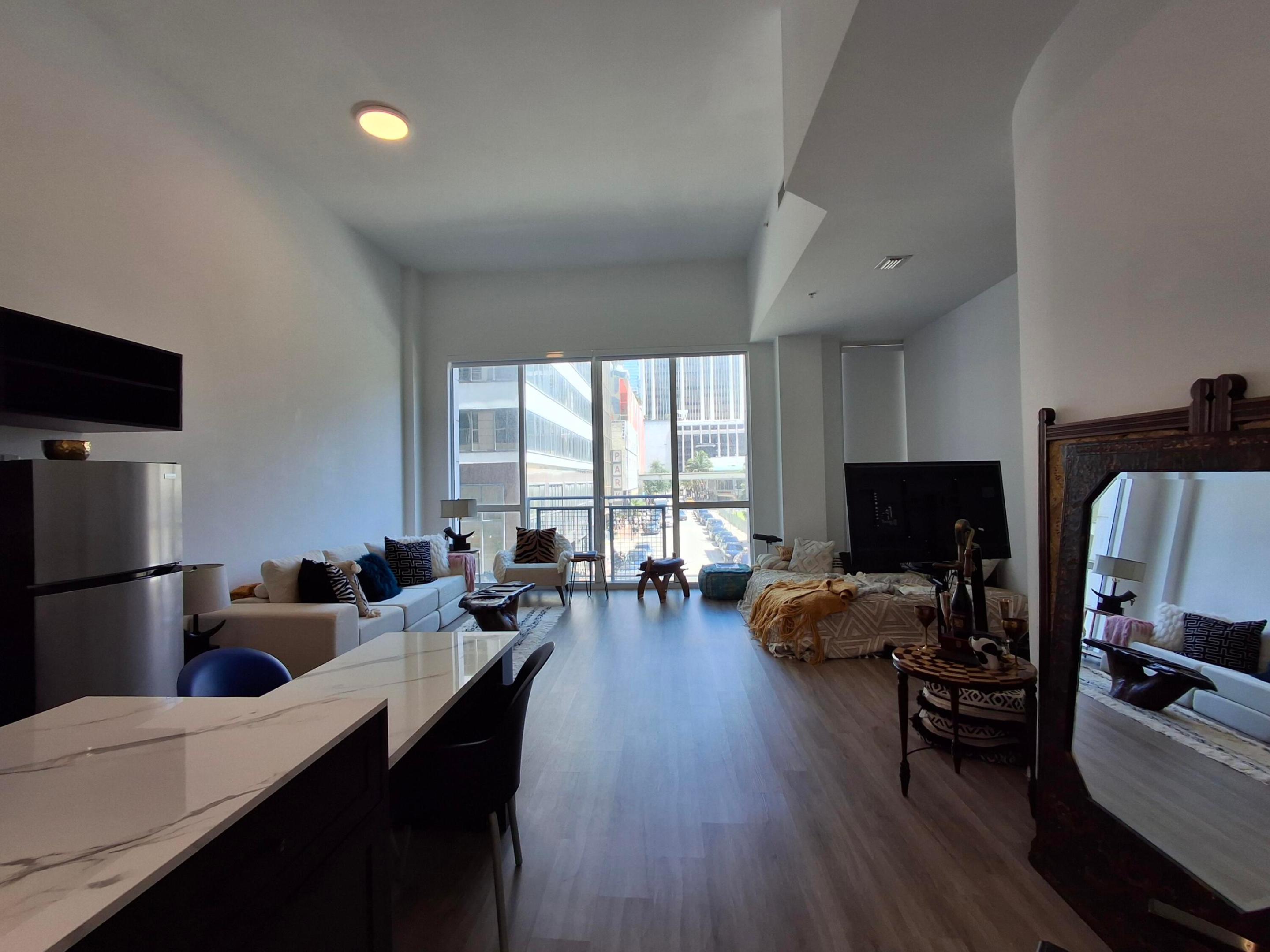 253 NE 2nd #221, Miami FL 33132