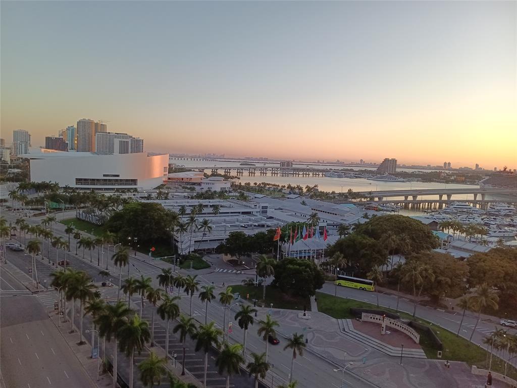 253 NE 2nd #221, Miami FL 33132