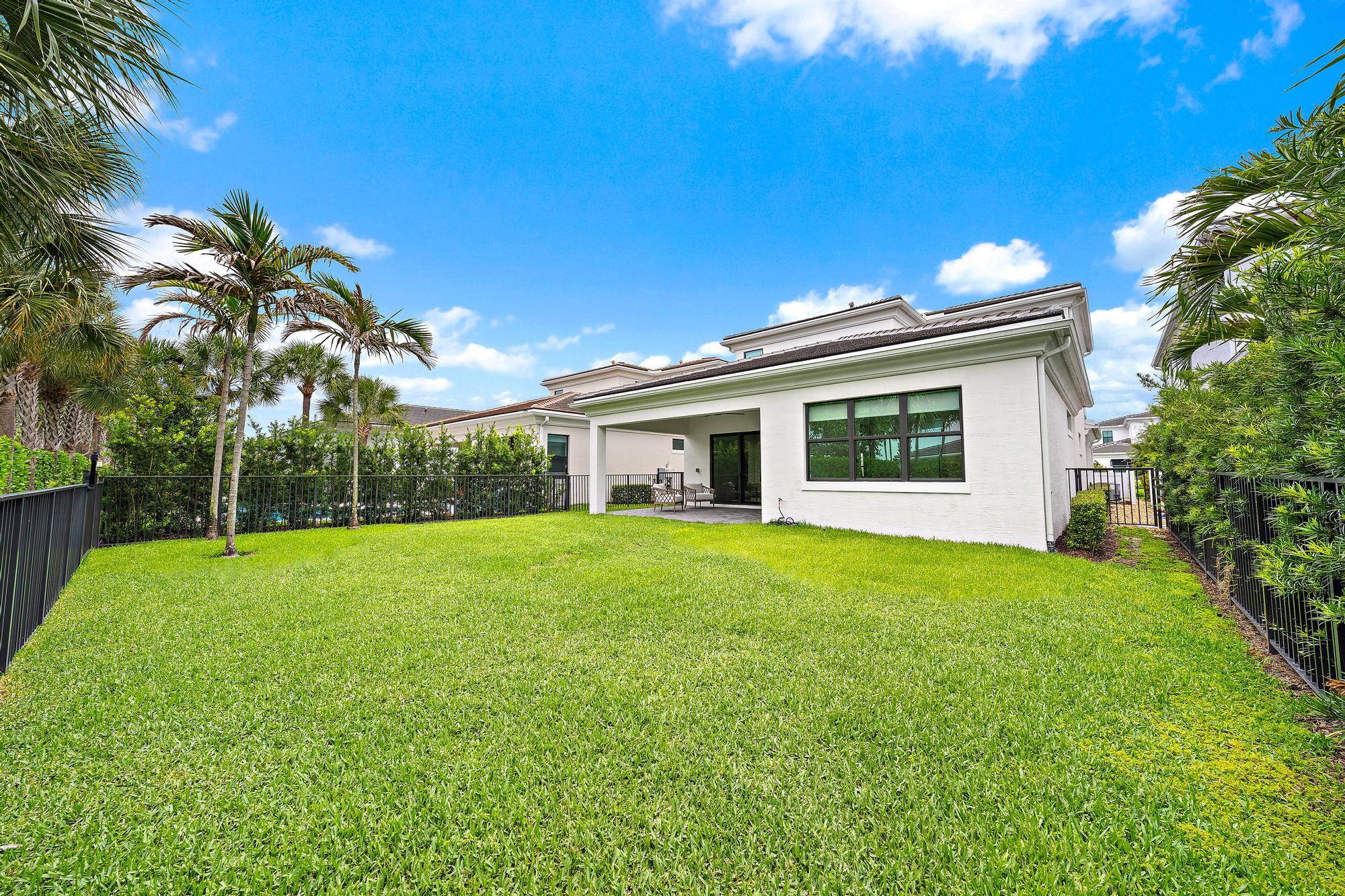 13185 Faberge, Palm Beach Gardens FL 33418