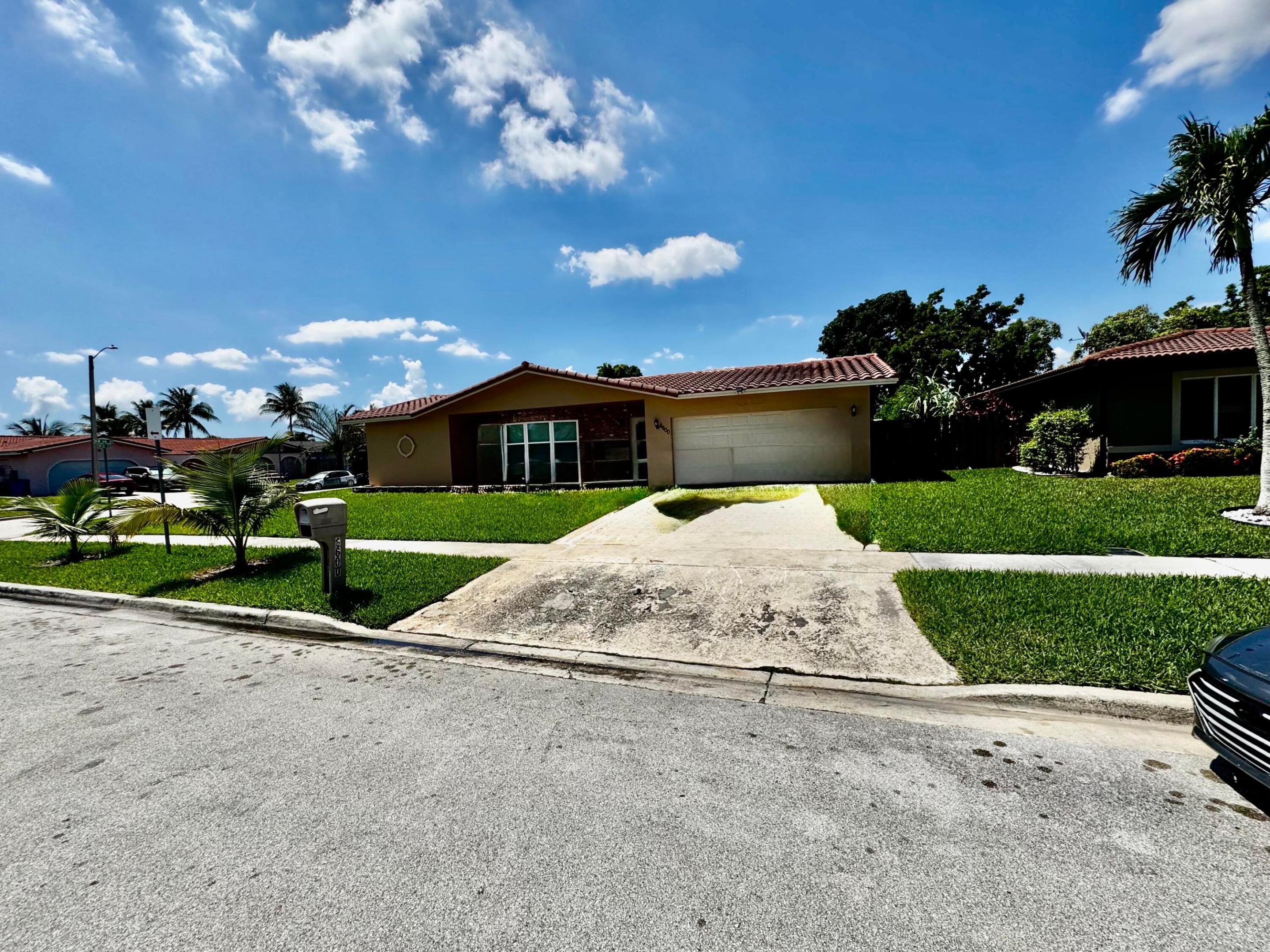 6600 NW 23rd, Margate FL 33063