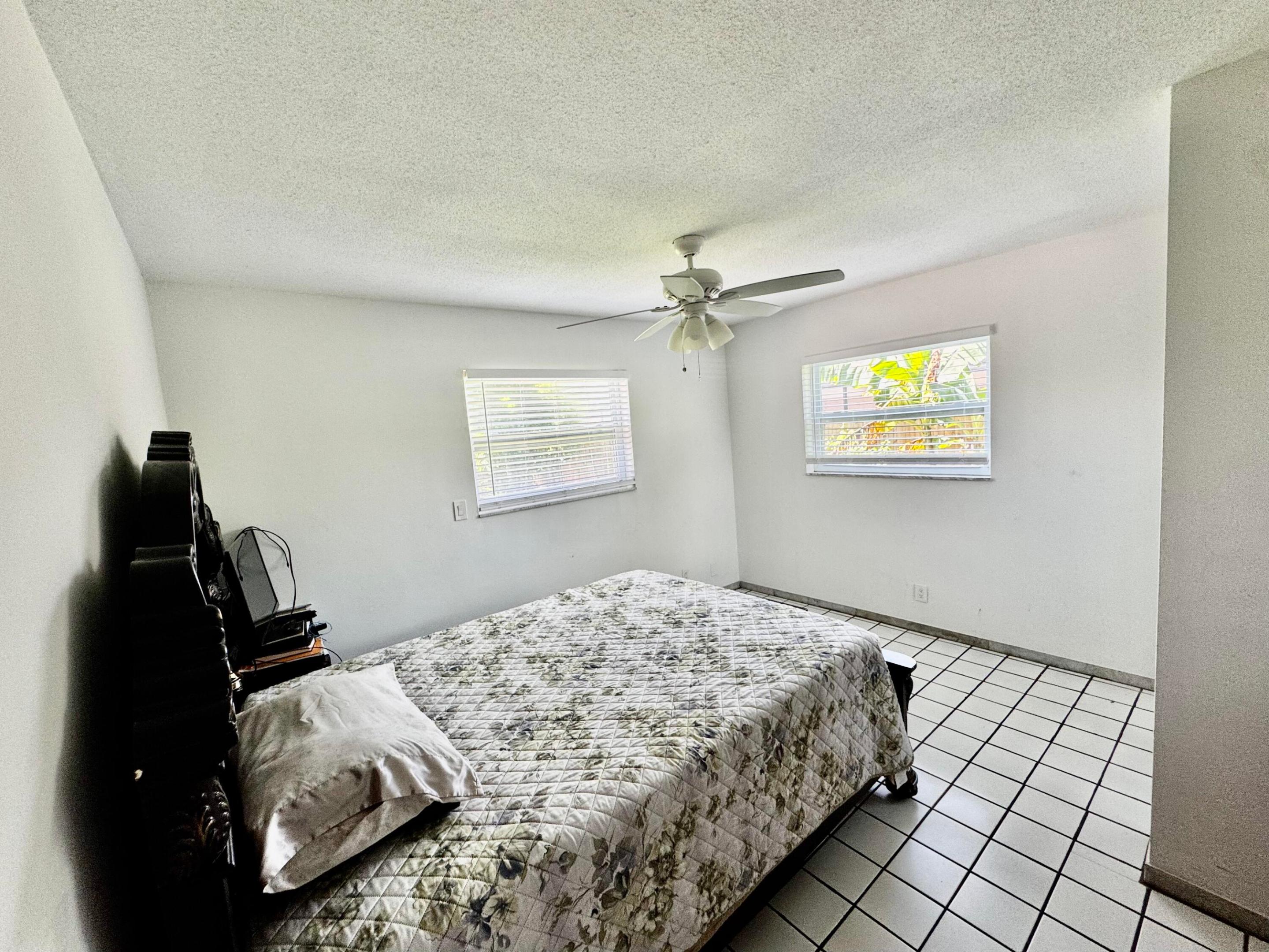 6600 NW 23rd, Margate FL 33063