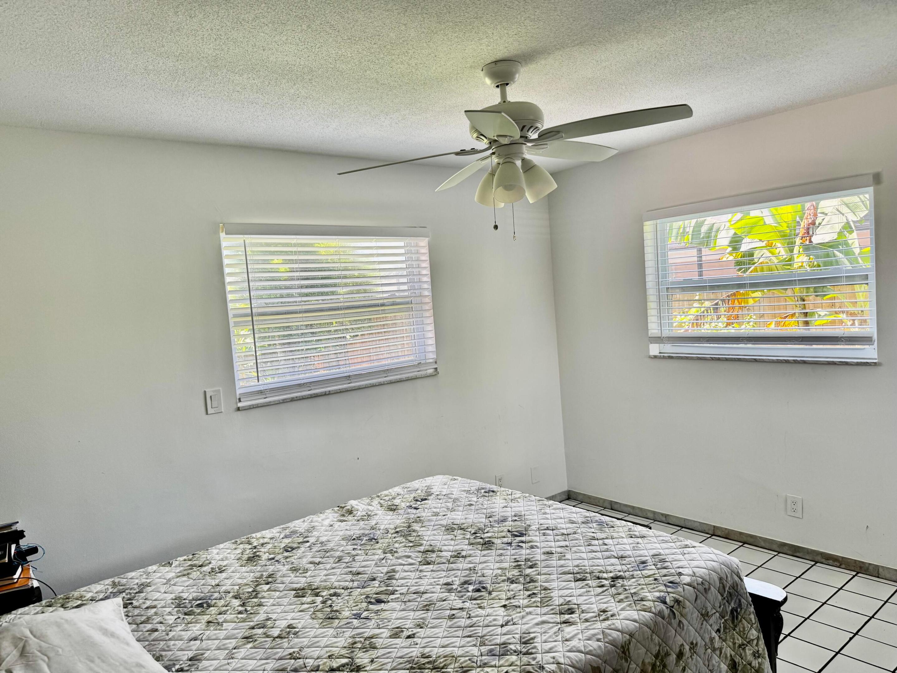 6600 NW 23rd, Margate FL 33063